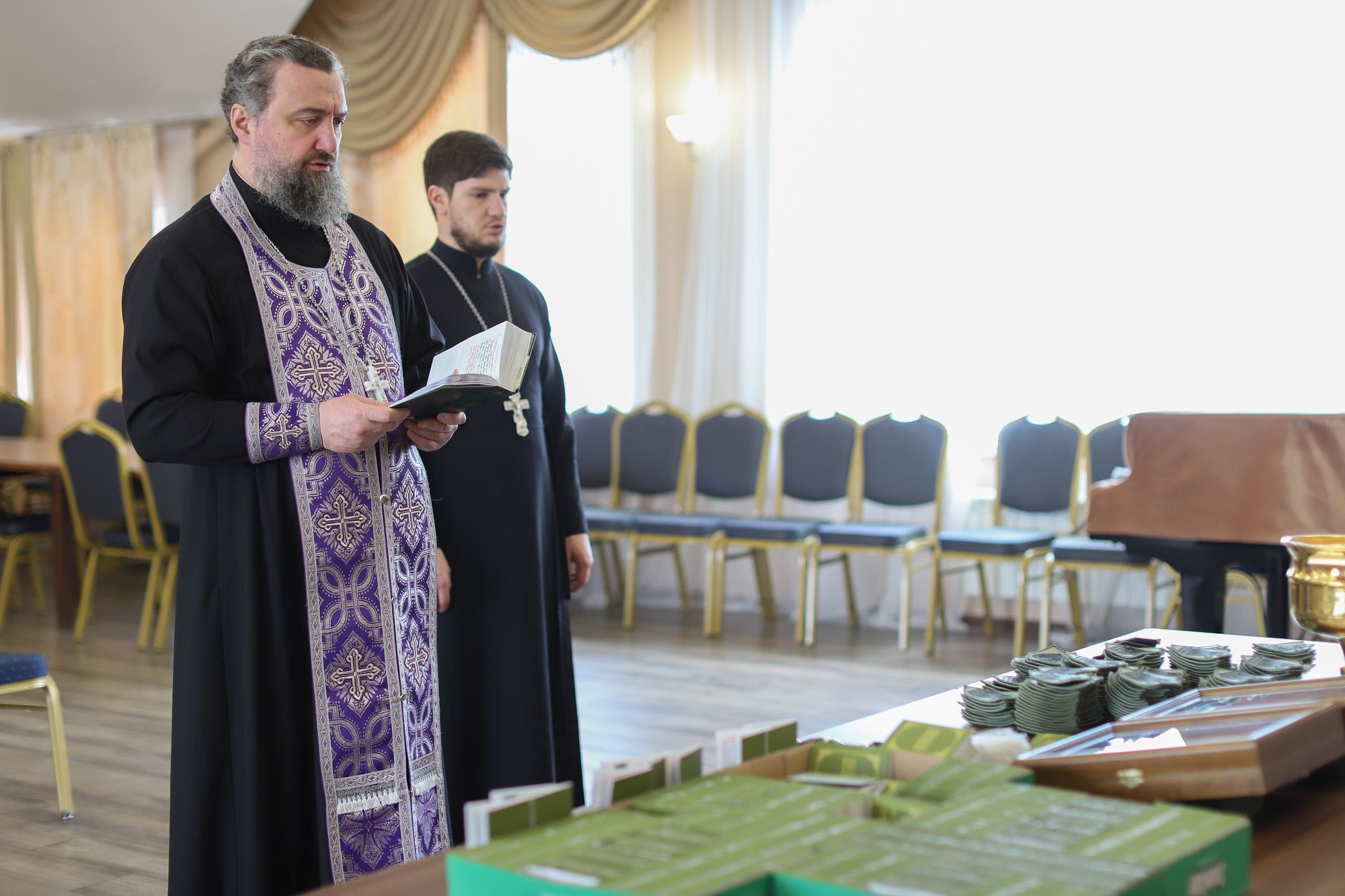 Освящение гуманитарной помощи от Оперативного штаба Балашихинской епархии