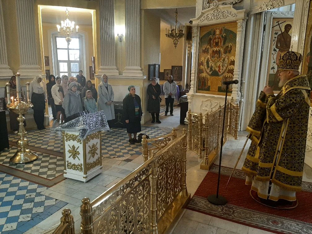 Великая Среда в Преображенском кафедральном соборе Балашихи 