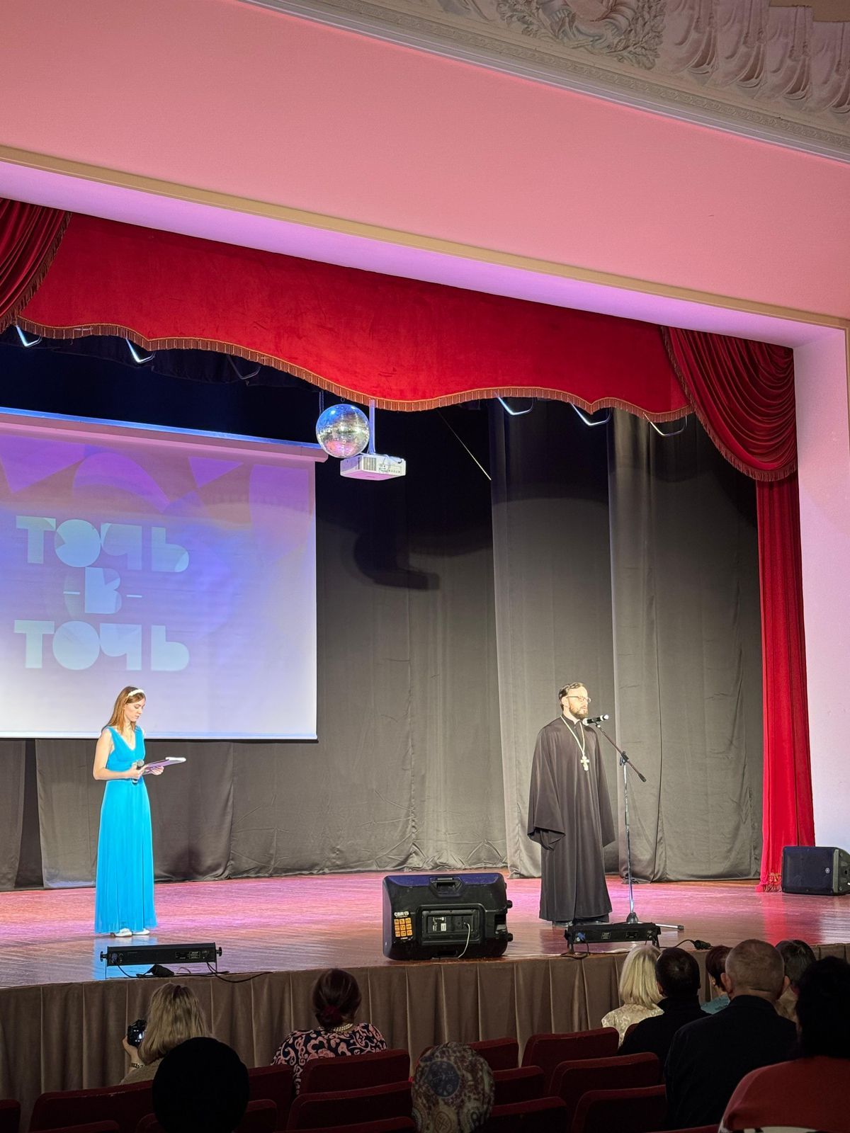 Областной вокальный конкурс «Точь-в-точь» в Павловском Посаде