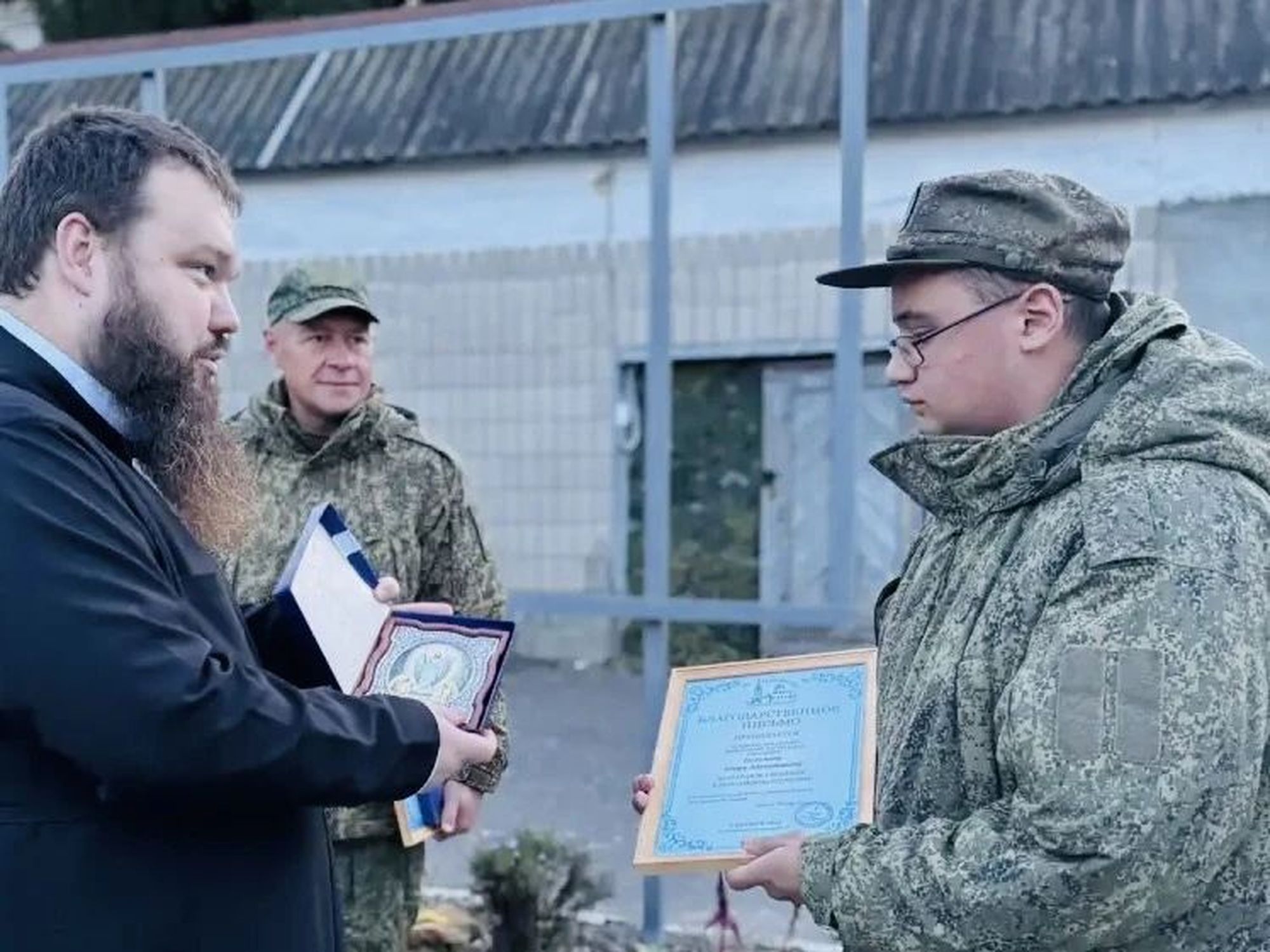 Торжественное построение в воинской части города Павловский Посад