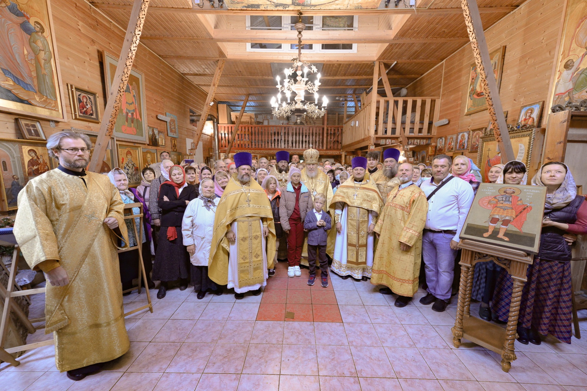 Архиерейское богослужение в Александро-Невском храме посёлка Монино 
