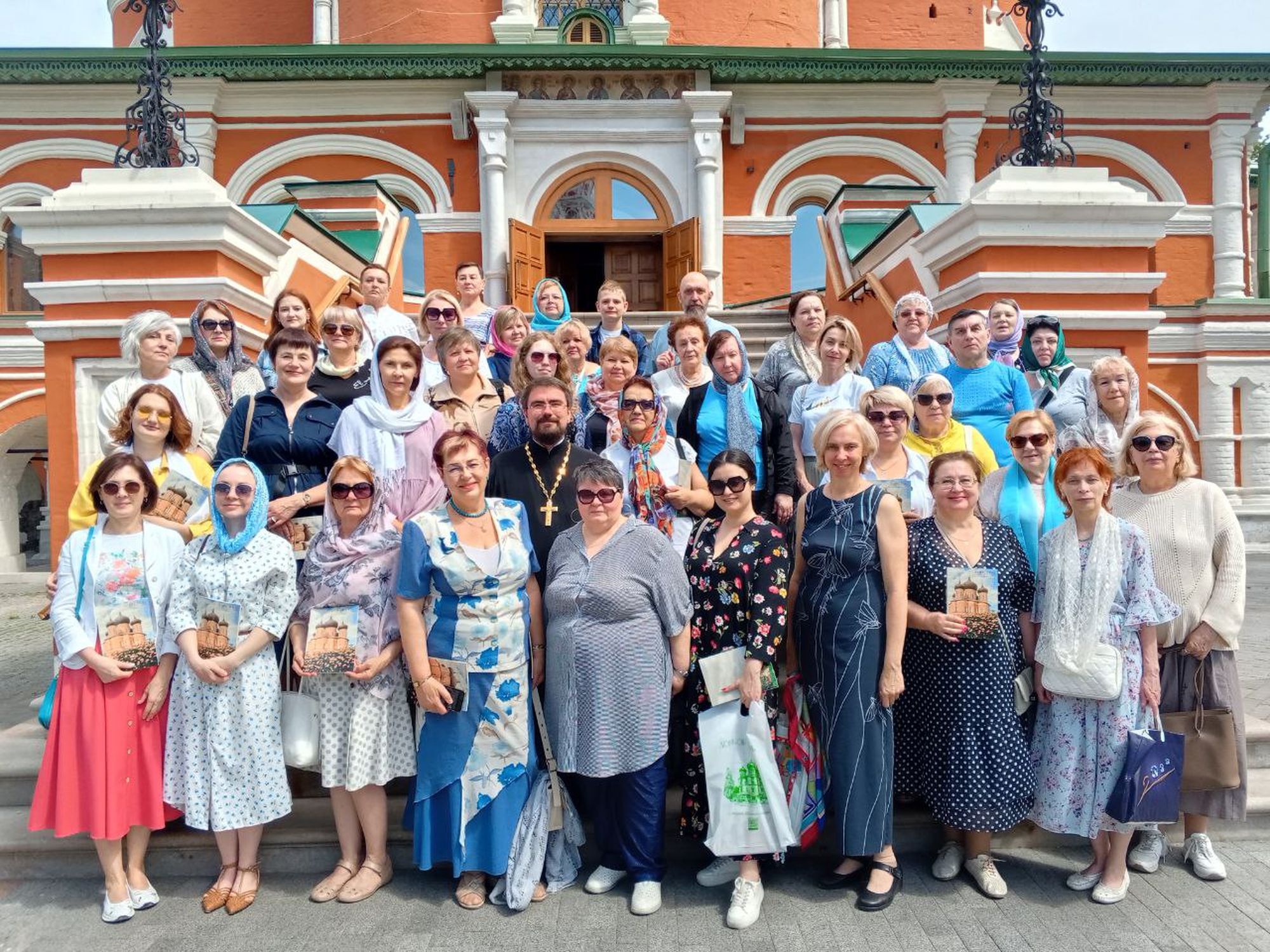 Паломничество балашихинцев в Донской монастырь Москвы