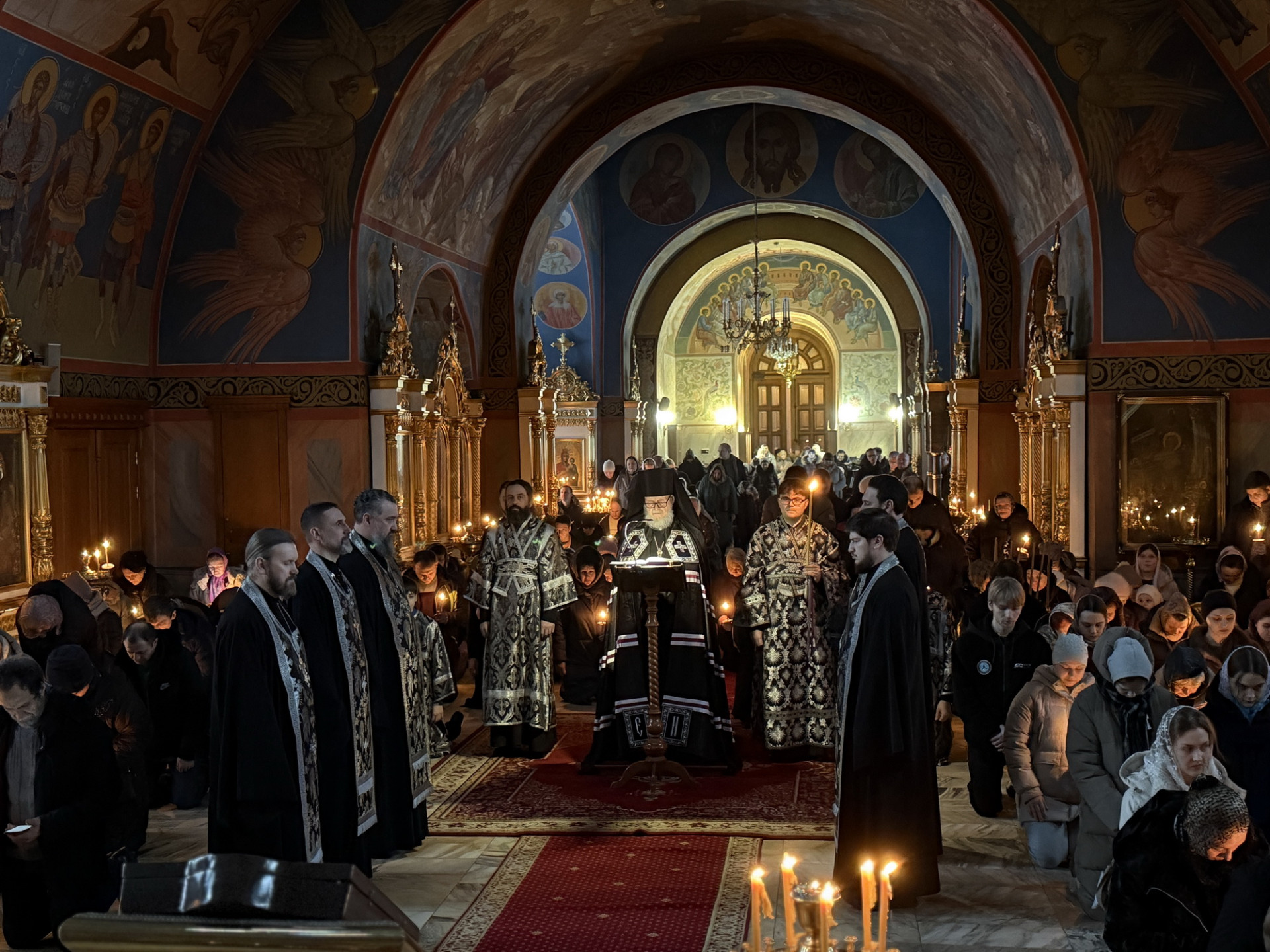 Чтение Великого покаянного канона преподобного Андрея Критского в Богоявленском соборе Ногинска 