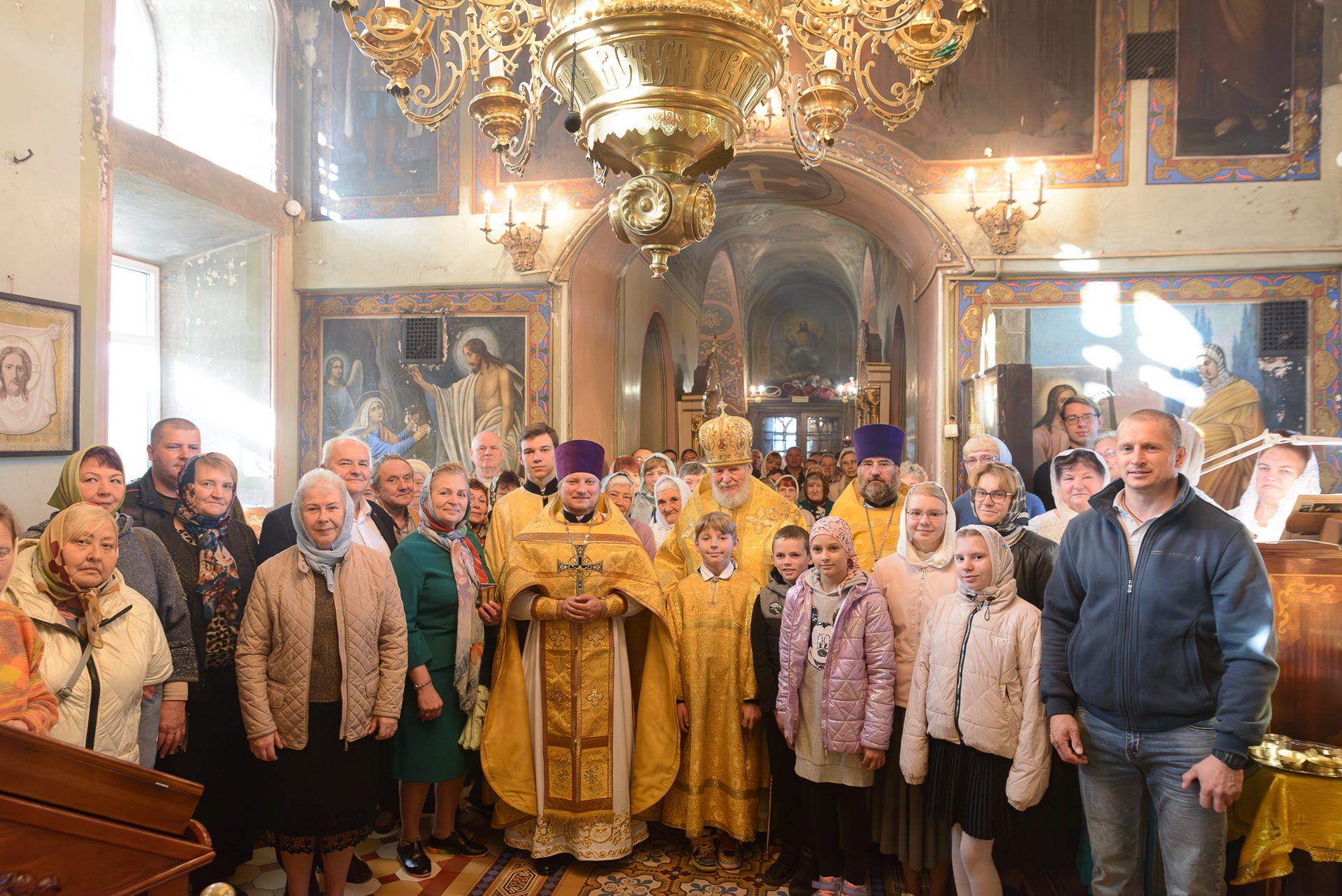 Архиерейский визит во Владимирский храм деревни Маврино 