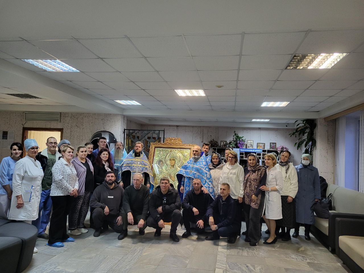 Принесение иконы Божией Матери Троеручица в военно-морской госпиталь Купавны