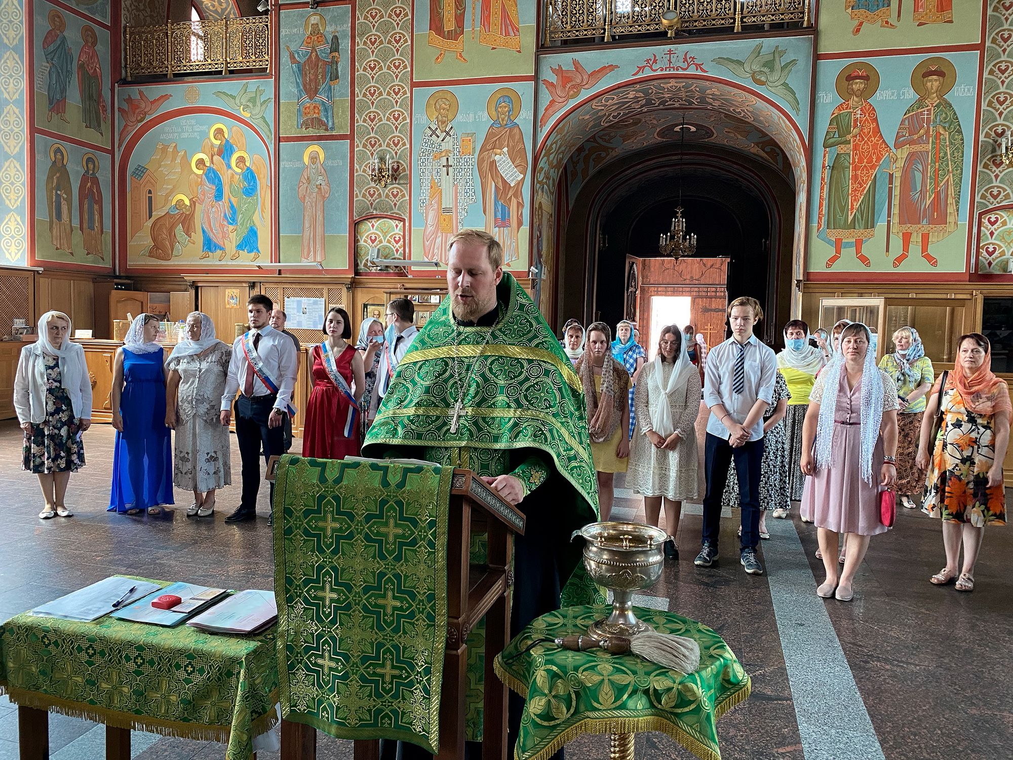 Вручение аттестатов в Православной Алексиевской гимназии г. Щелково