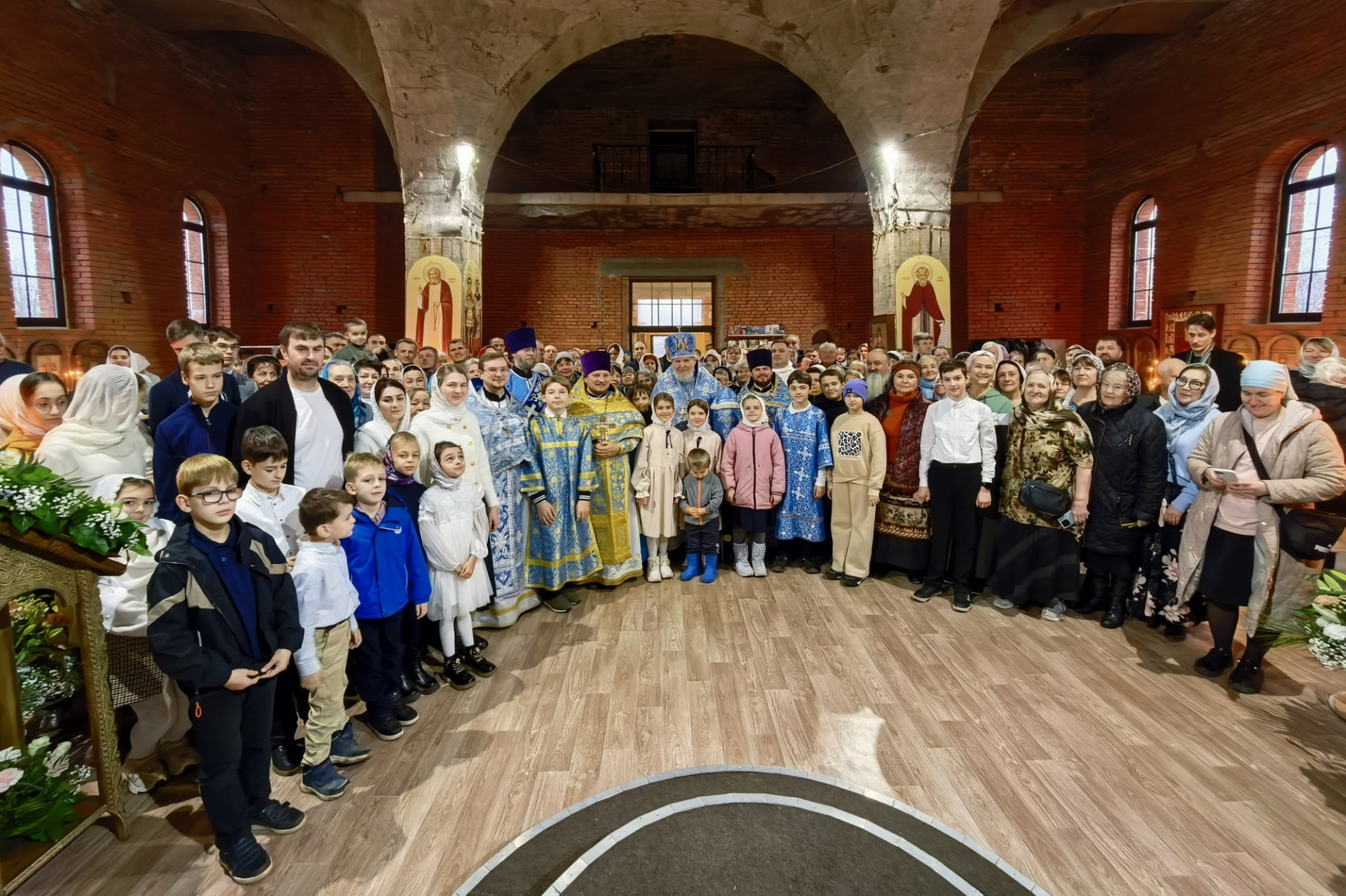 Престольный праздник в Казанском храме деревни Топорково