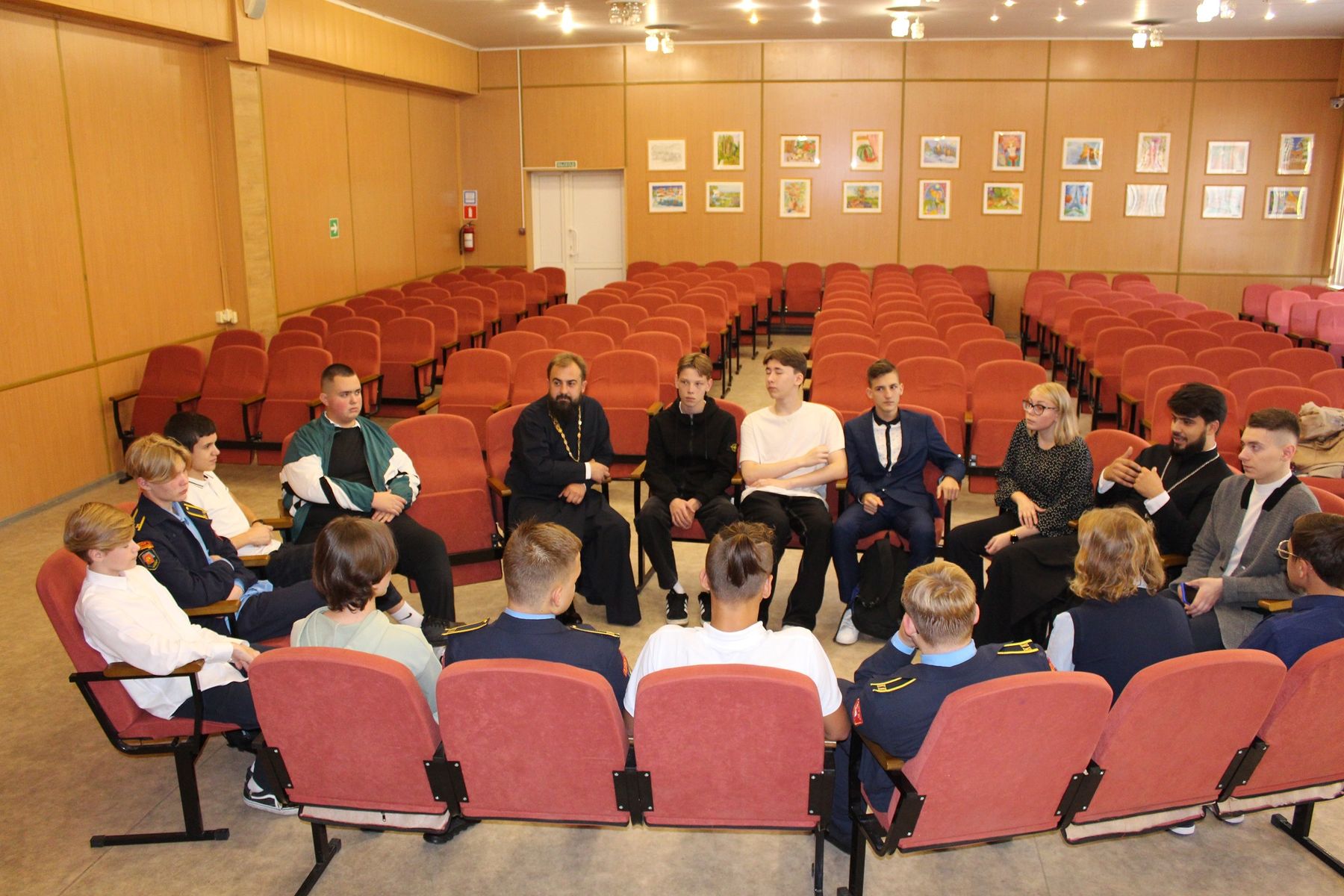 Встречи со священниками в Щёлковских школах