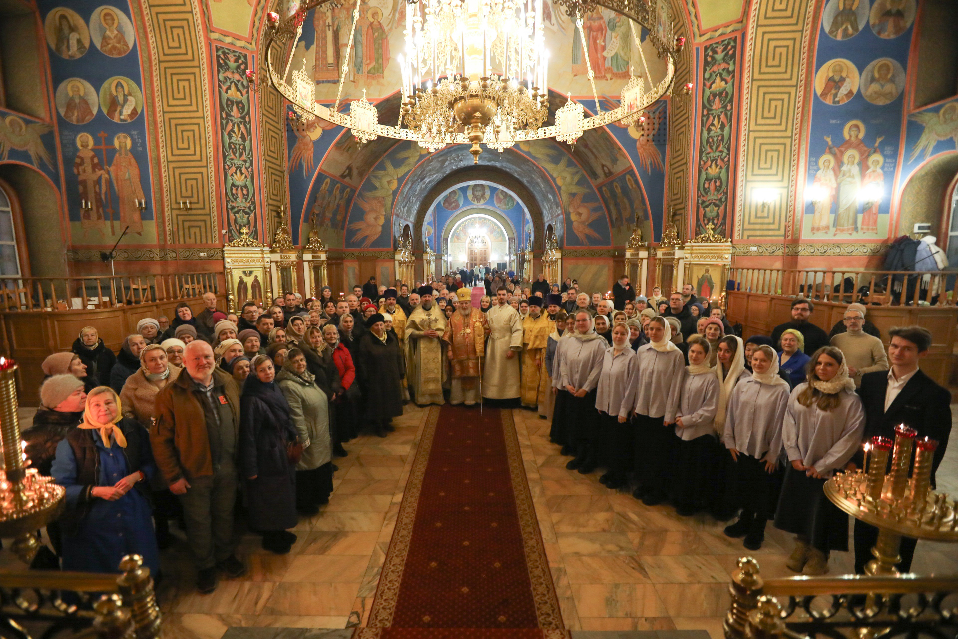 Архиерейское богослужение в Богоявленском соборе города Ногинска 