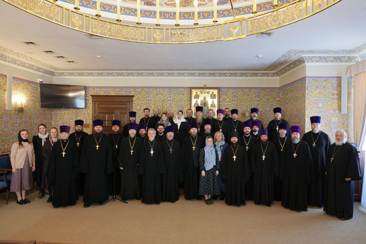 Собрание Межъепархиального отдела по вопросам семьи Московской митрополии