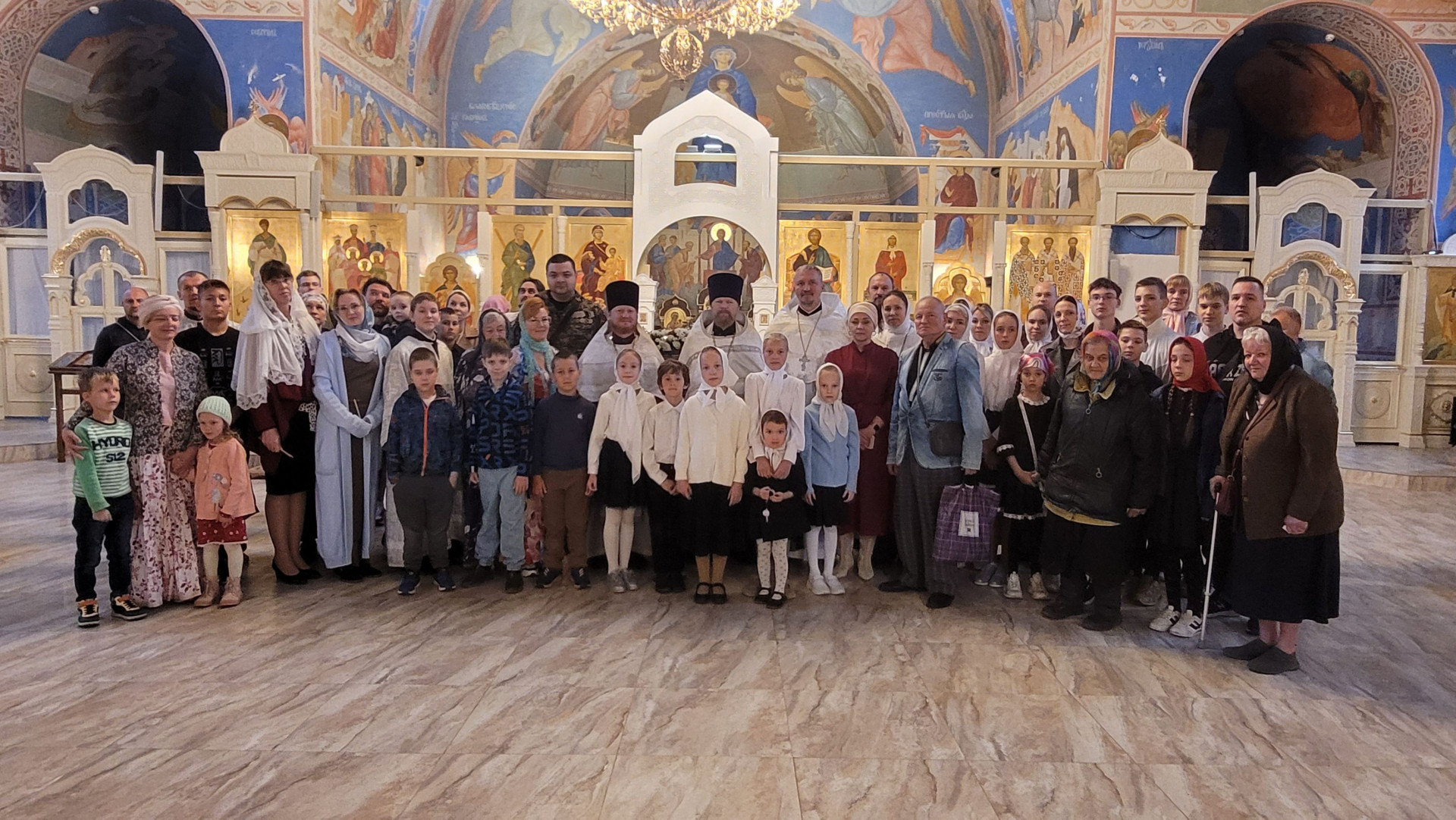 Православная гостиная в Медвежьих Озёрах