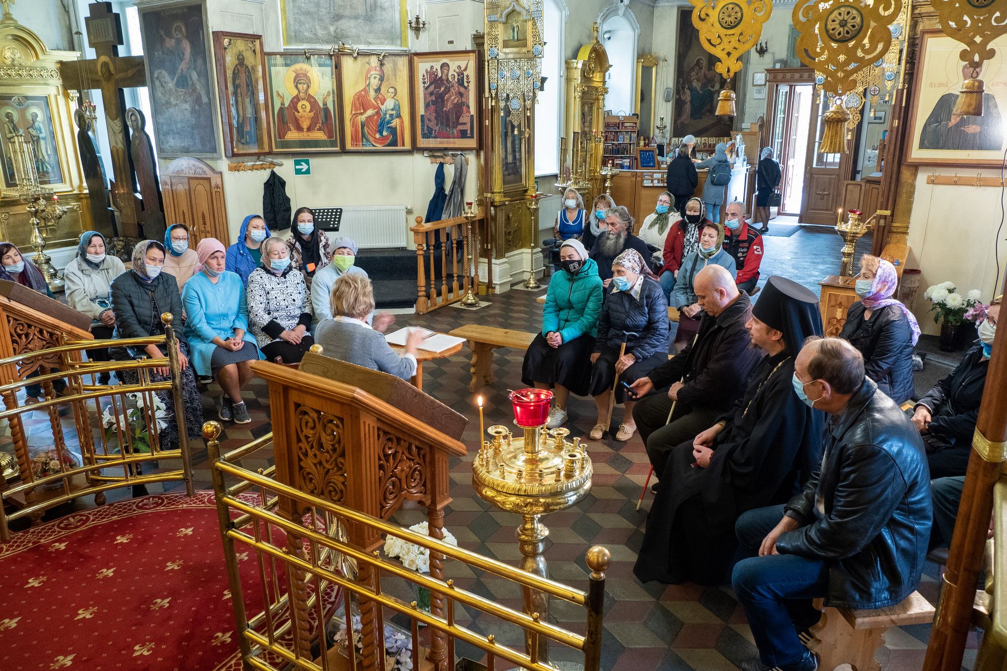 Встреча с директором краеведческого музея в Троицком храме в Павлино