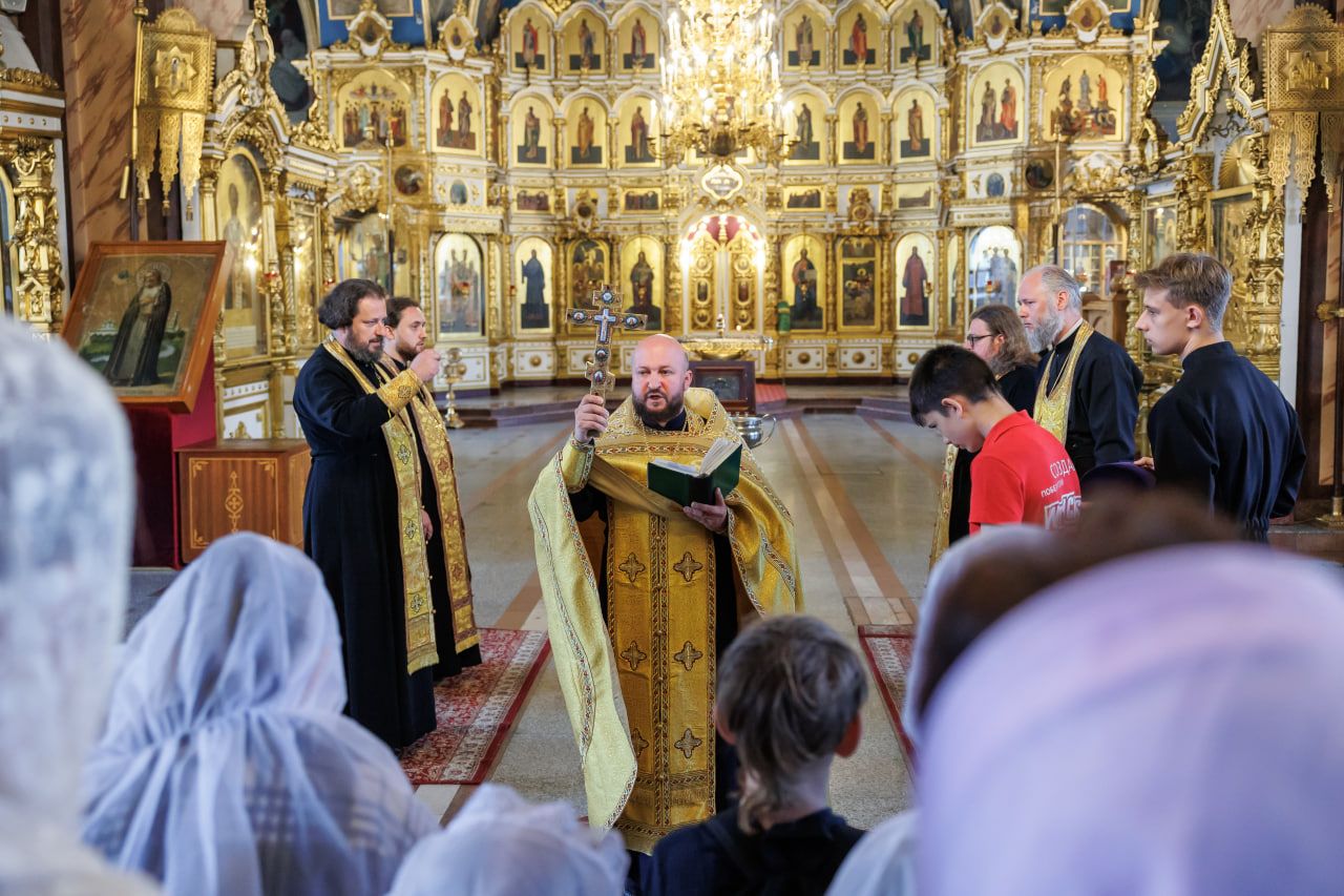 Начало Православного детско-молодёжного лагеря Московской митрополии «Благовест»