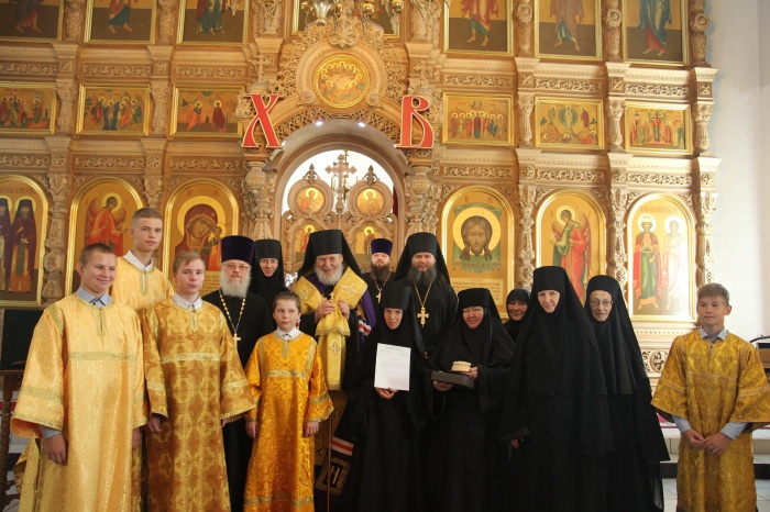 Архипастырский визит в Никитский женский монастырь 