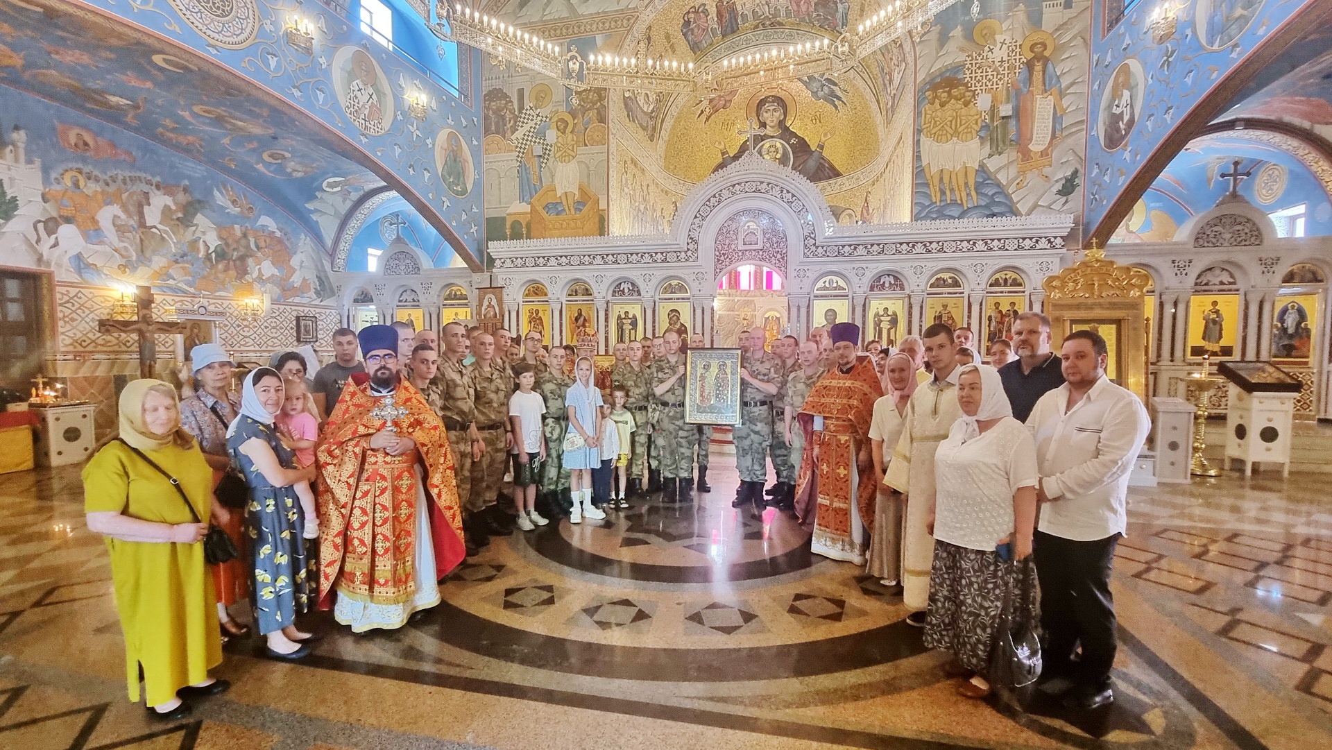 Архиерейское богослужение в Князь-Владимирском храме Балашихи 