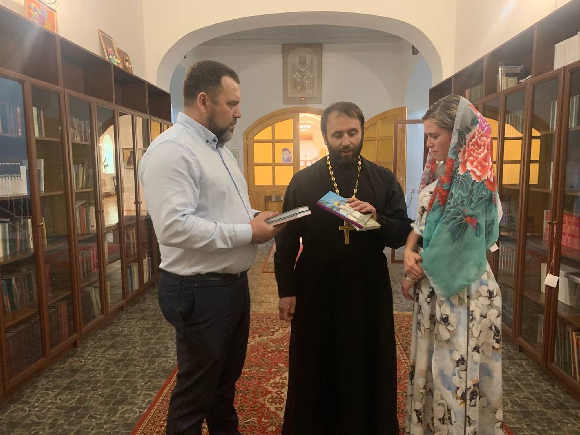 Посещение Крестовоздвиженского храма поселка Мишеронский