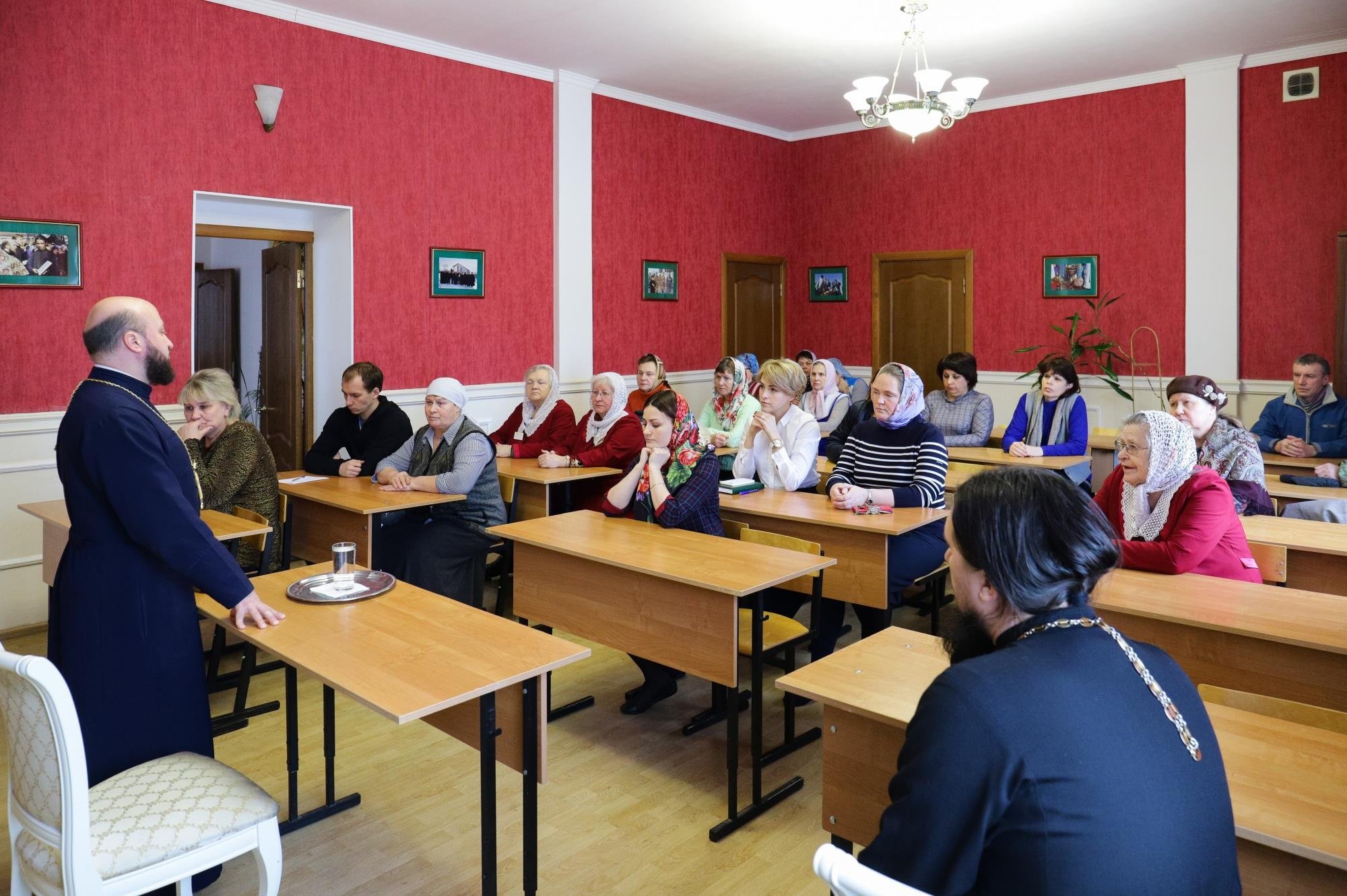 Семинар для сотрудников прихода Богородицерождественского собора г. Орехово-Зуево