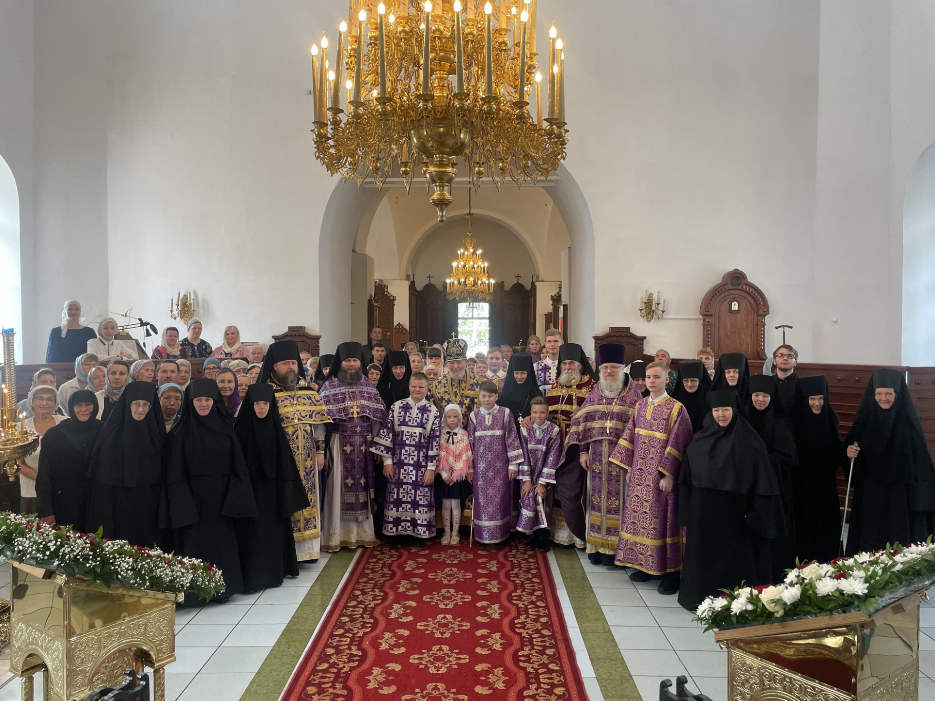 Архипастырский визит в Никитский женский монастырь