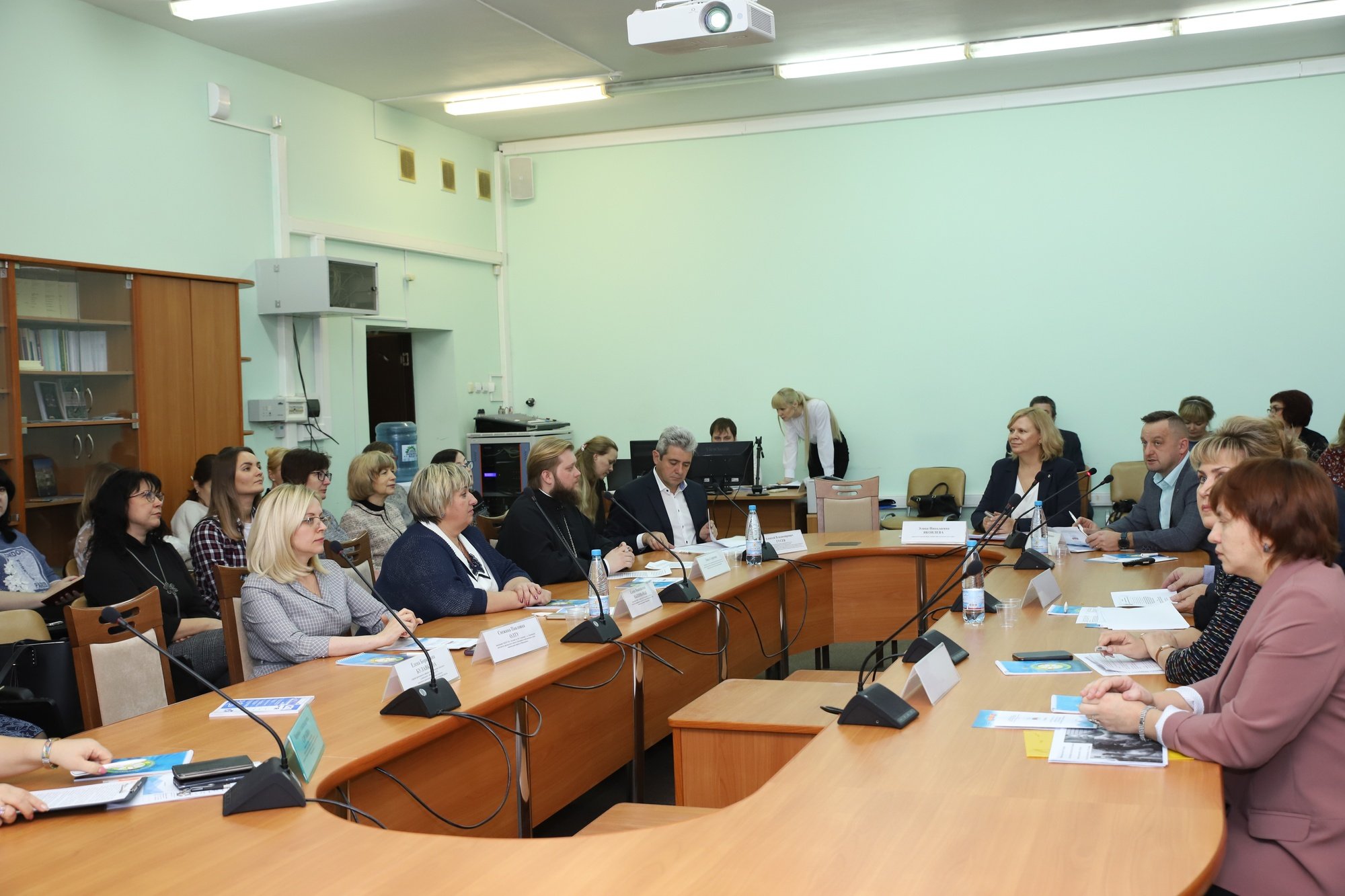 Круглый стол «Десятилетие детства: от цели к решению, от решения к возможности» в Орехово-Зуеве