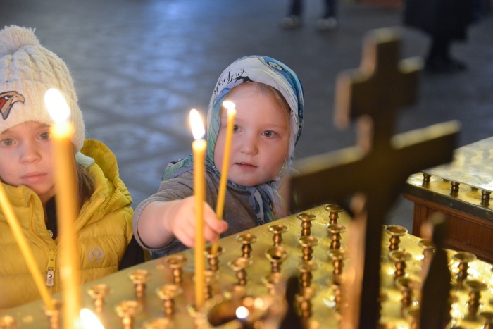 Воспитанники детского сада в Никольском храме г. Лосино-Петровский