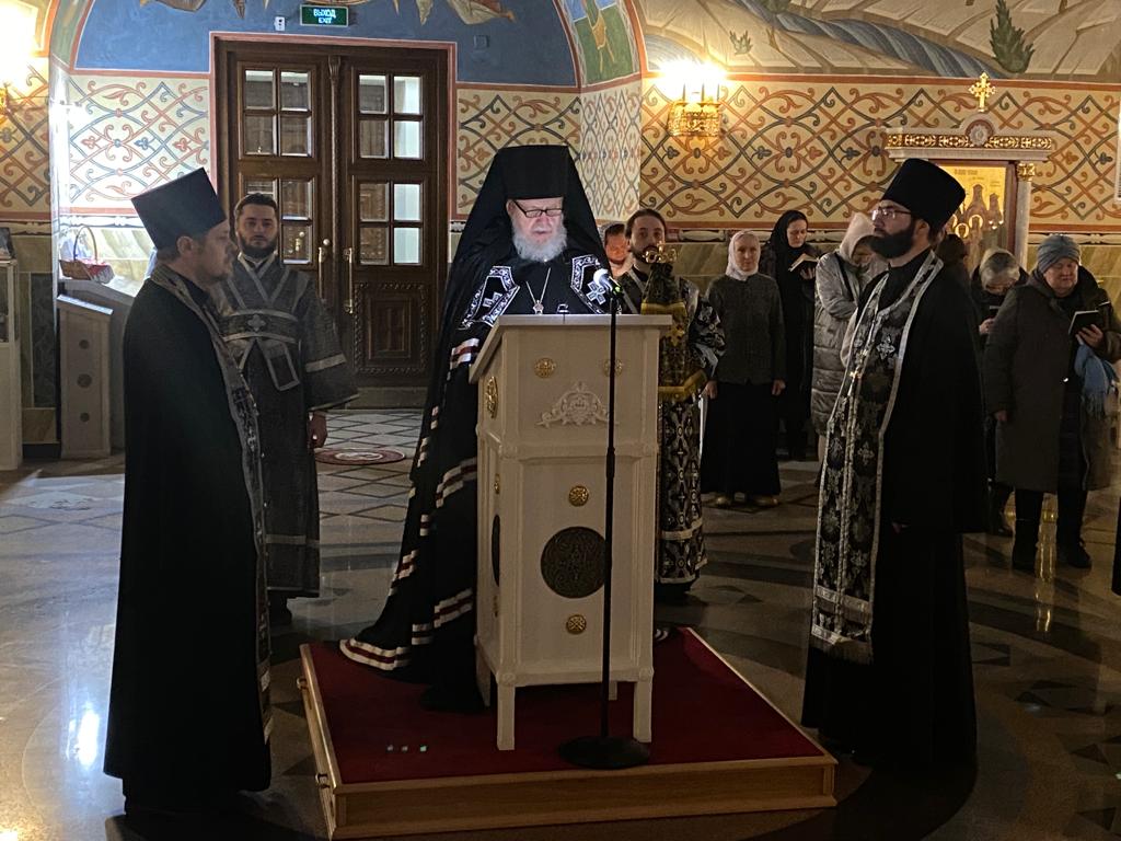 Чтение Великого покаянного канона преподобного Андрея Критского в Князь-Владимирском храме Балашихи 