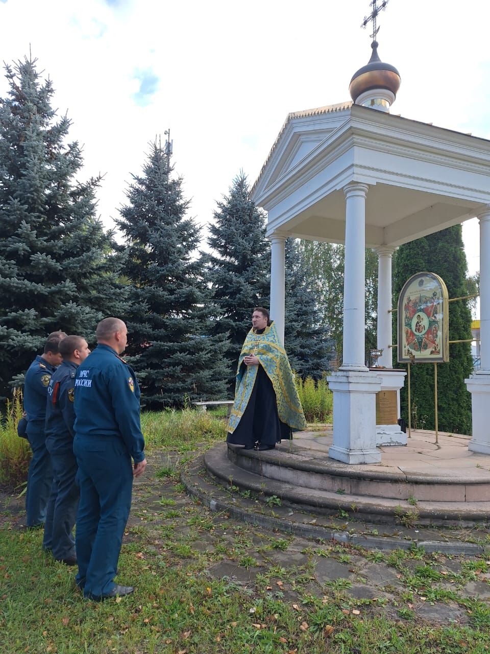 Молебен в 75-й части МЧС Балашихи