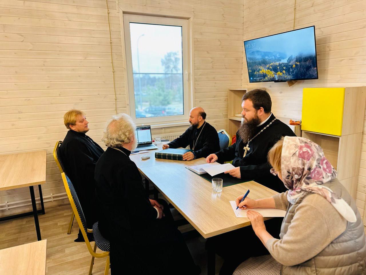 Проверка инвентарных книг в Лосино-Петровском благочинии