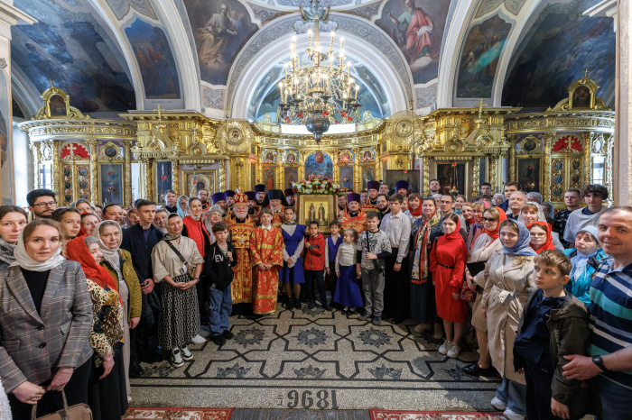 Епархиальное молодёжное акафистное пение Петру и Февронии в Лосино-Петровском