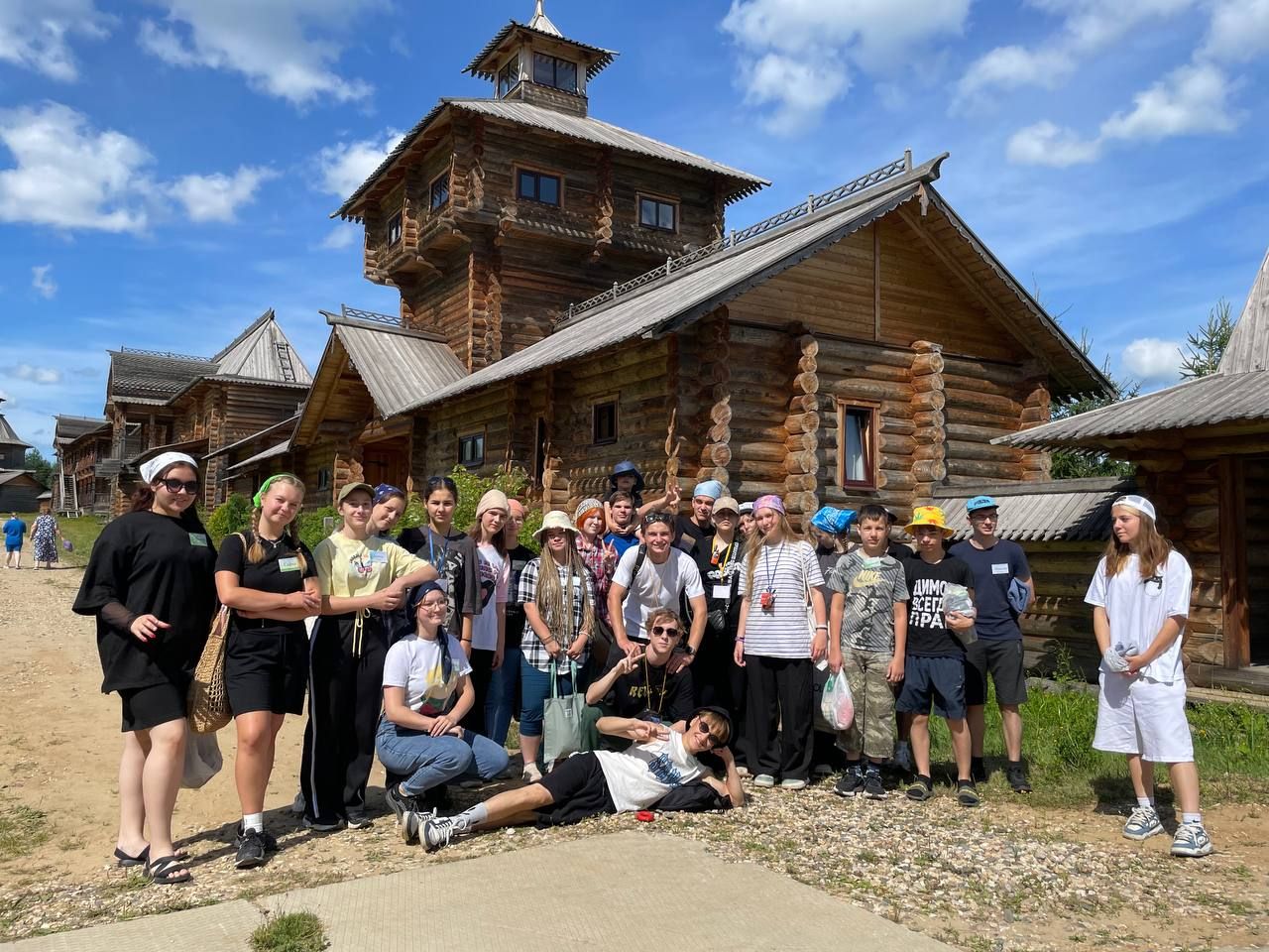 Закрытие Епархиального молодёжного слёта «Кто, если не мы?» в Кудинове