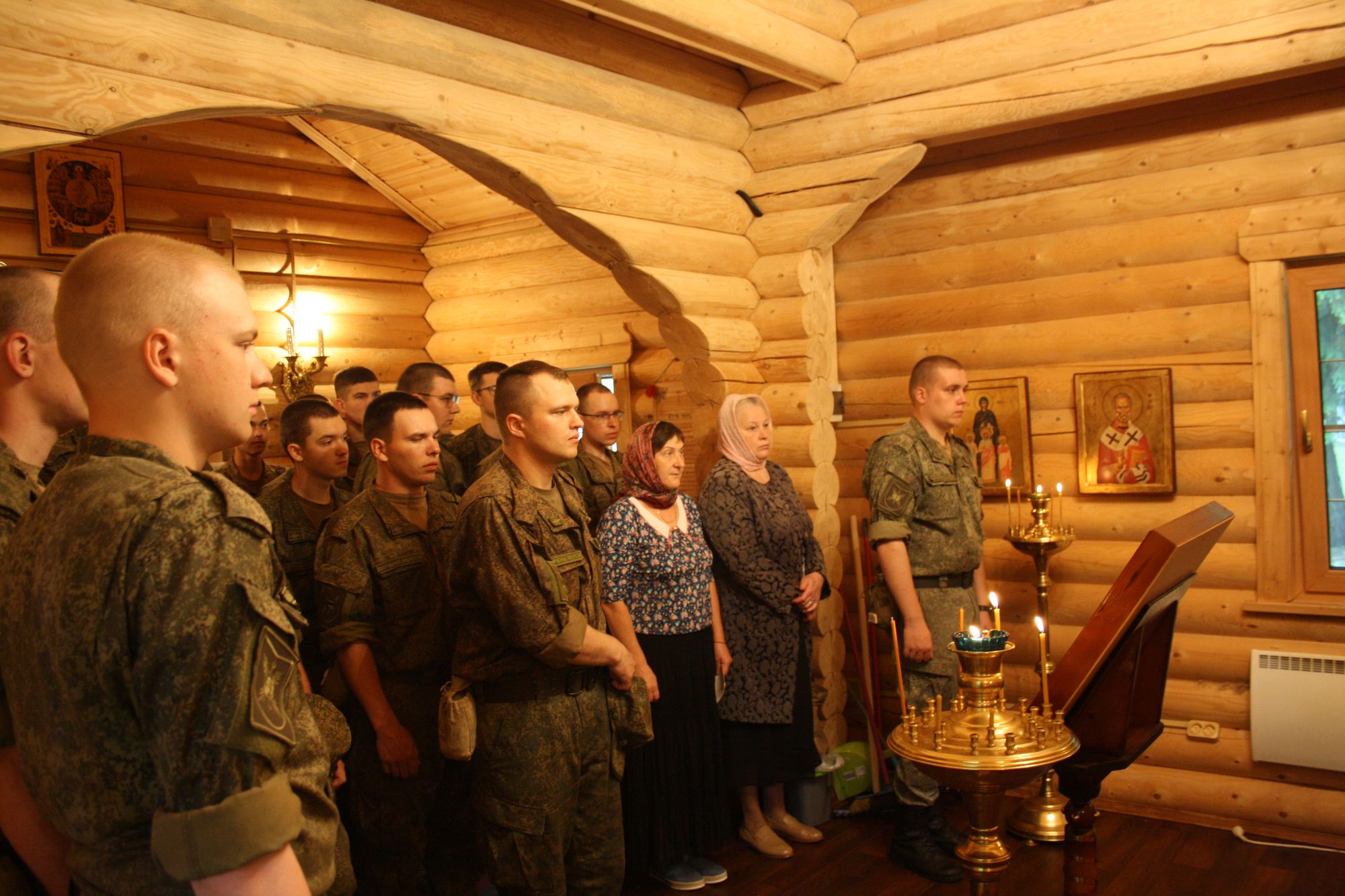 Престольный праздник в воинском храме святого благоверного князя Димитрия Донского г. Балашихи