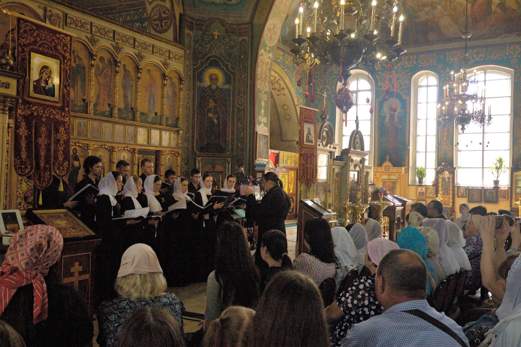 Камерный хор ПСТГУ в Иоанно-Богословском храме г. Ликино-Дулёво