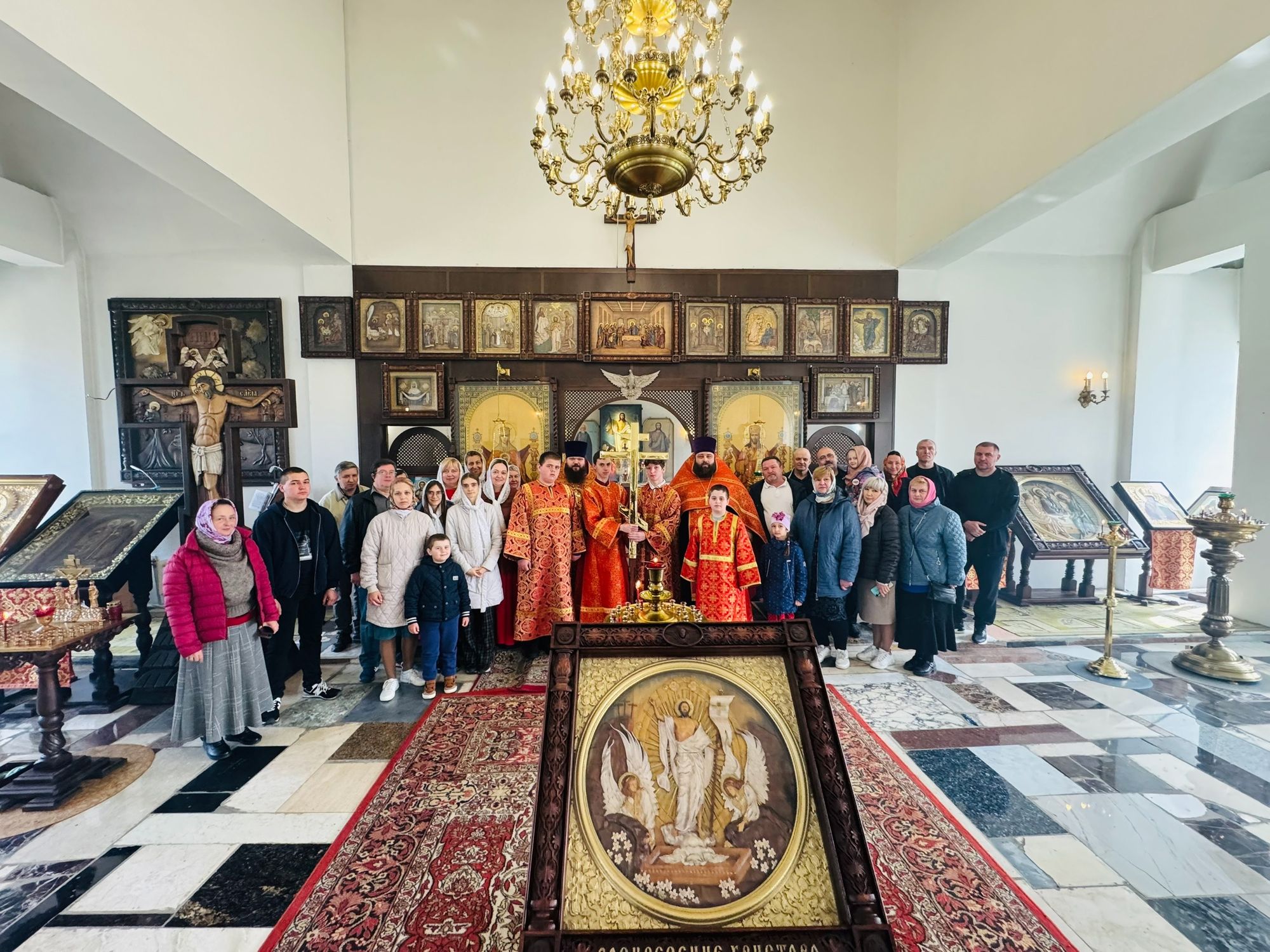 Освящение креста и купола для храма Троица-Чижи деревни Часовня