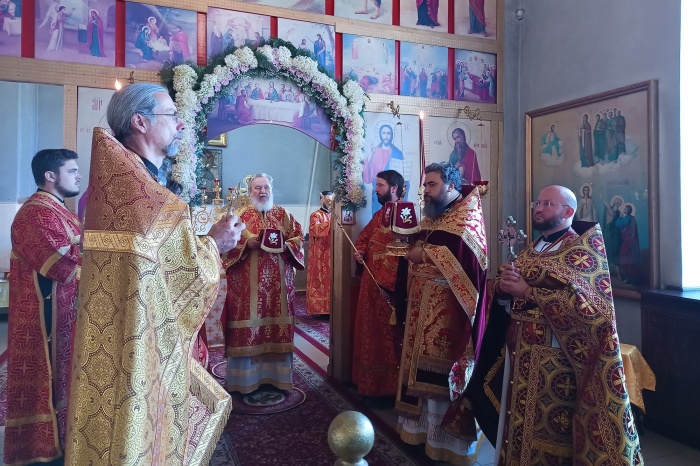 Престольный праздник в Воскресенском храме села Ильинский Погост 