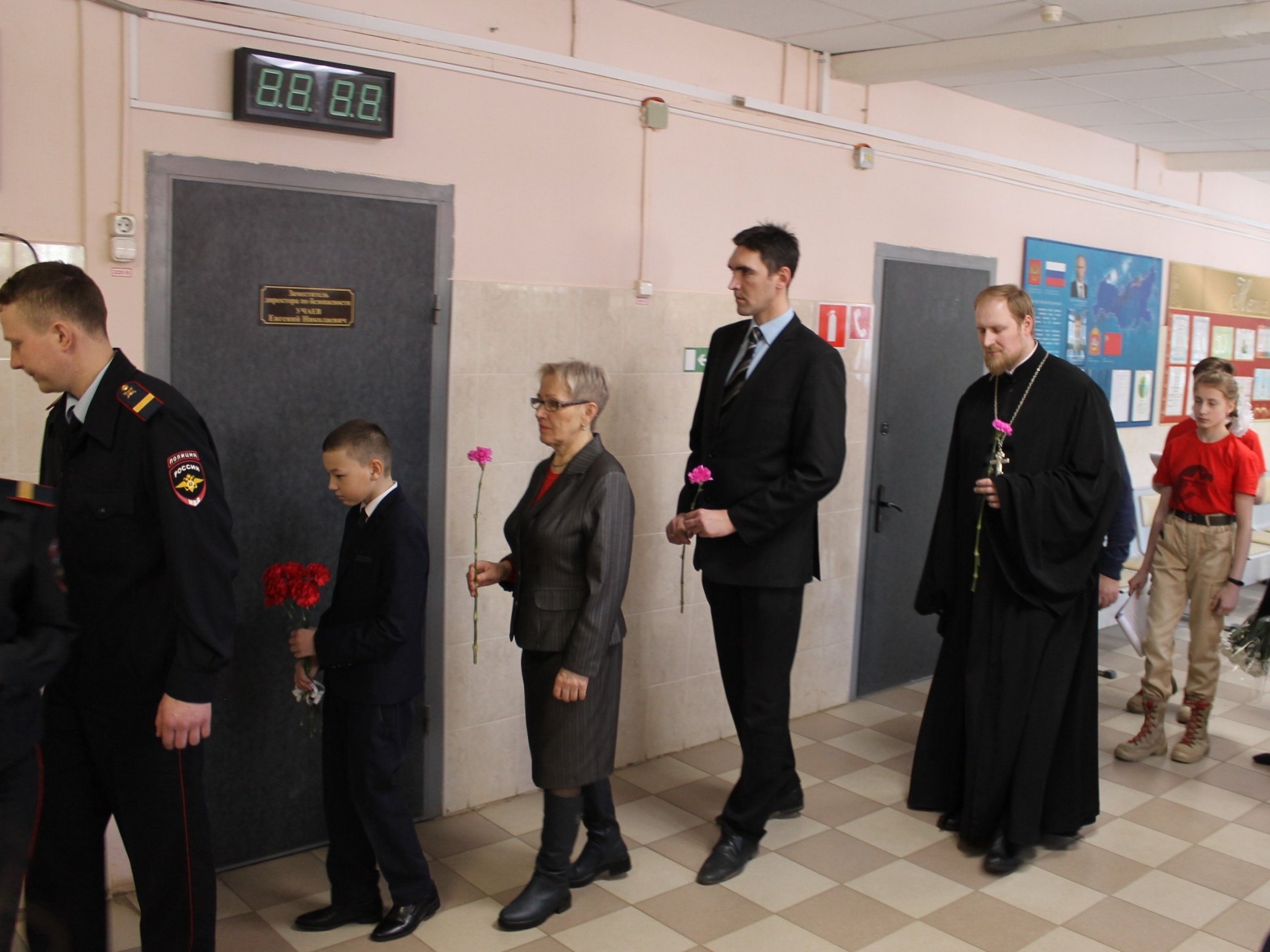 Торжественная линейка памяти Дмитрия Замяткина в Щелкове