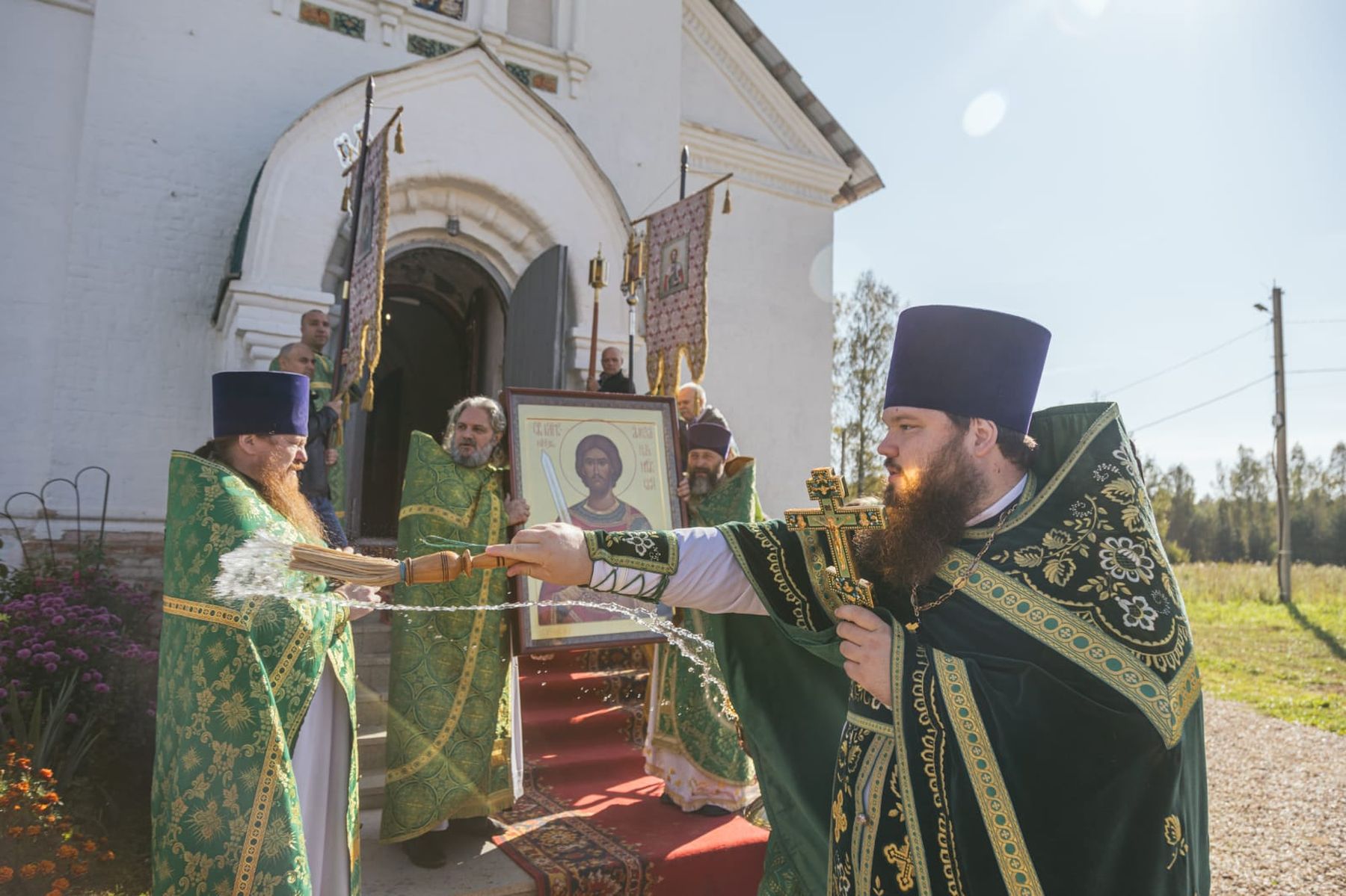 Престольный праздник в Троицком храме деревни Аверкиево