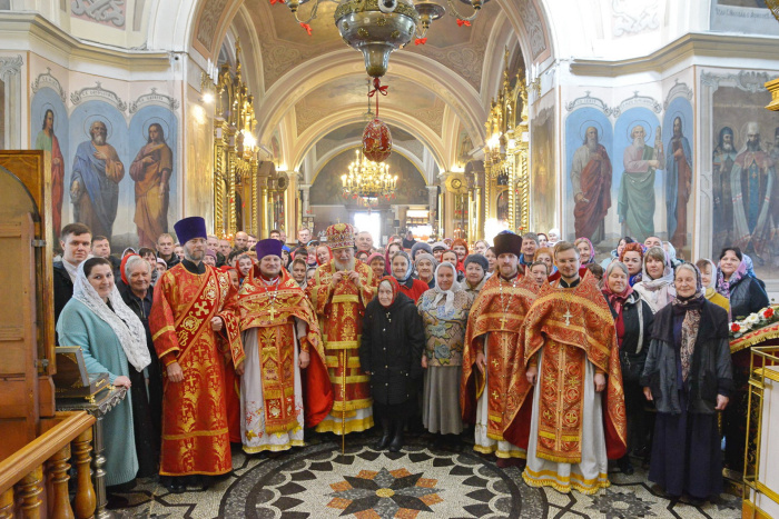 Архиерейское богослужение в Никольском храме г. Лосино-Петровский