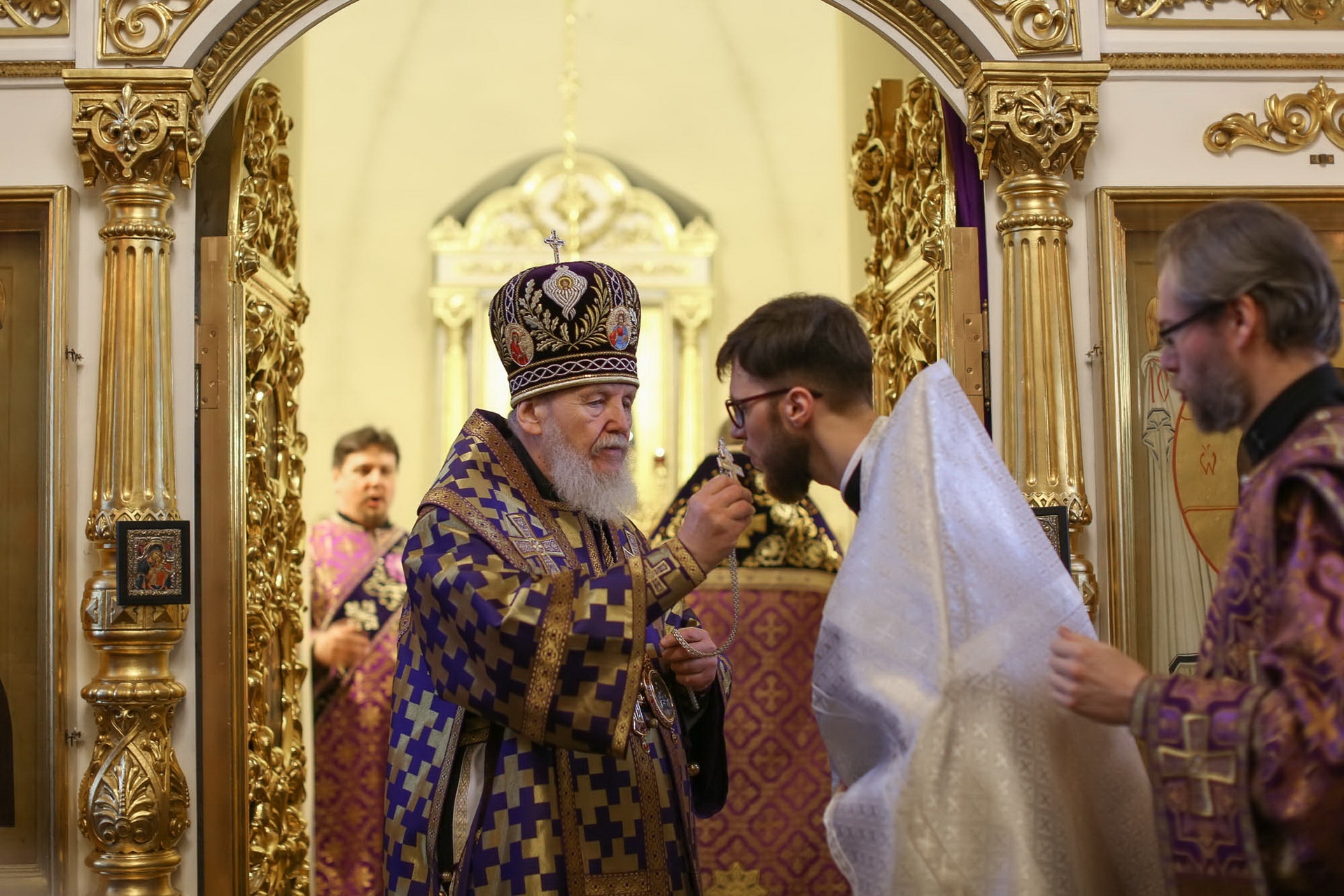 Архиерейское богослужение в Бисерово 