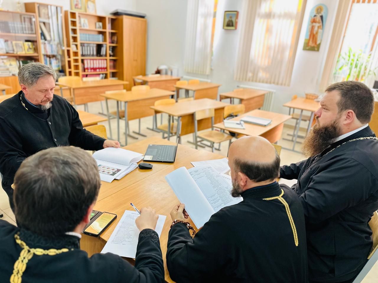 Проверка инвентарных книг в Балашихинском благочинии