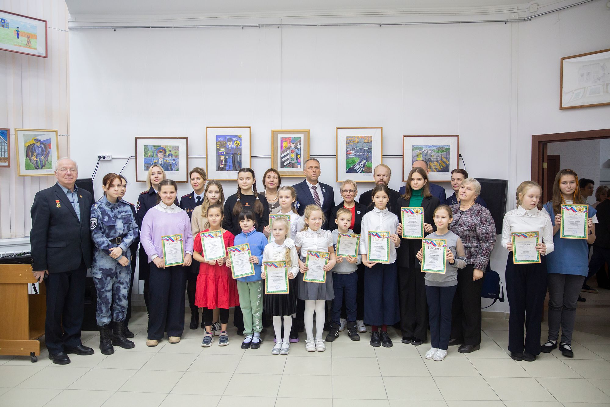 Конкурс детского рисунка «На страже правопорядка»