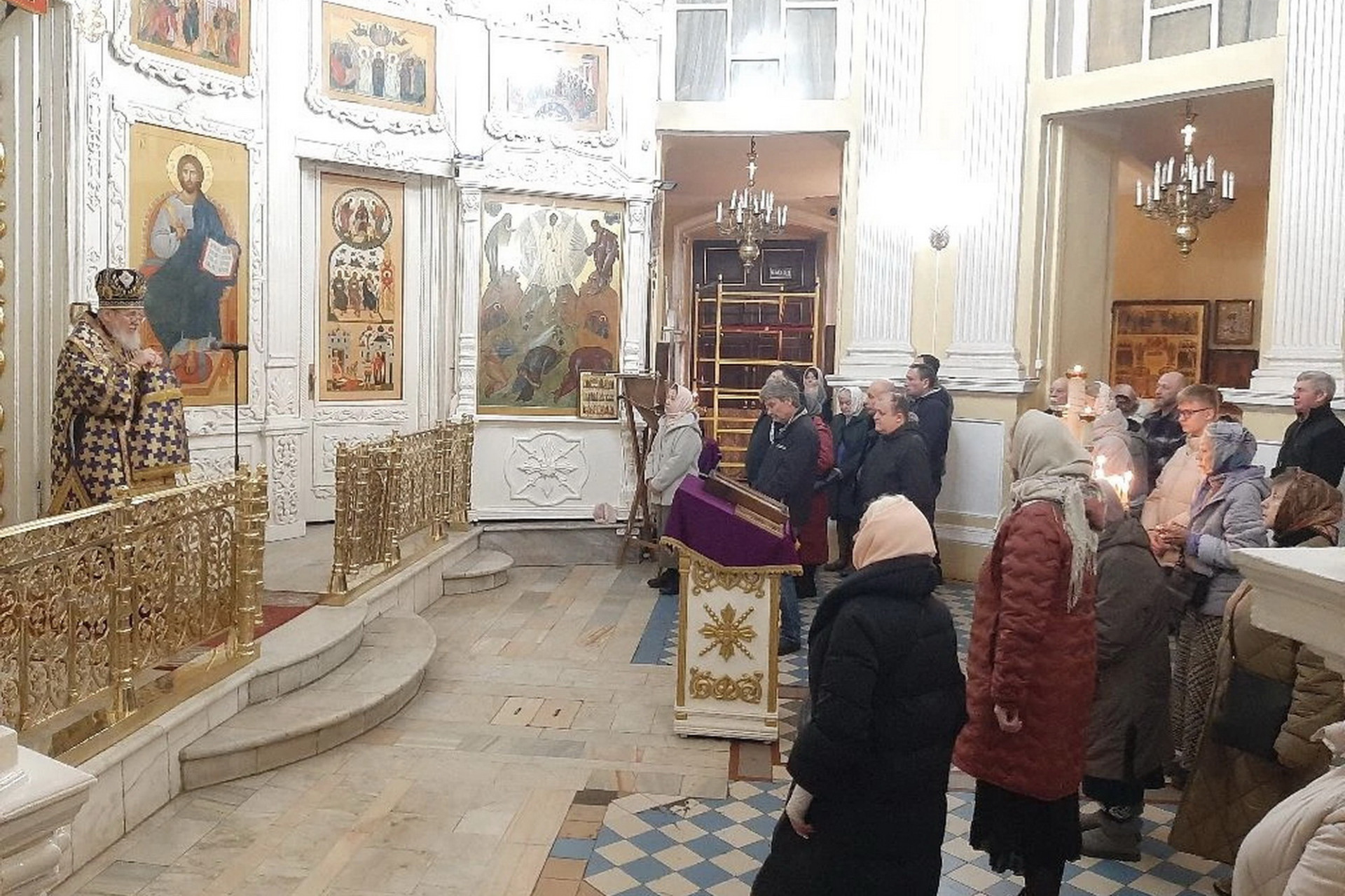 Архиерейское богослужение в Преображенском кафедральном соборе Балашихи