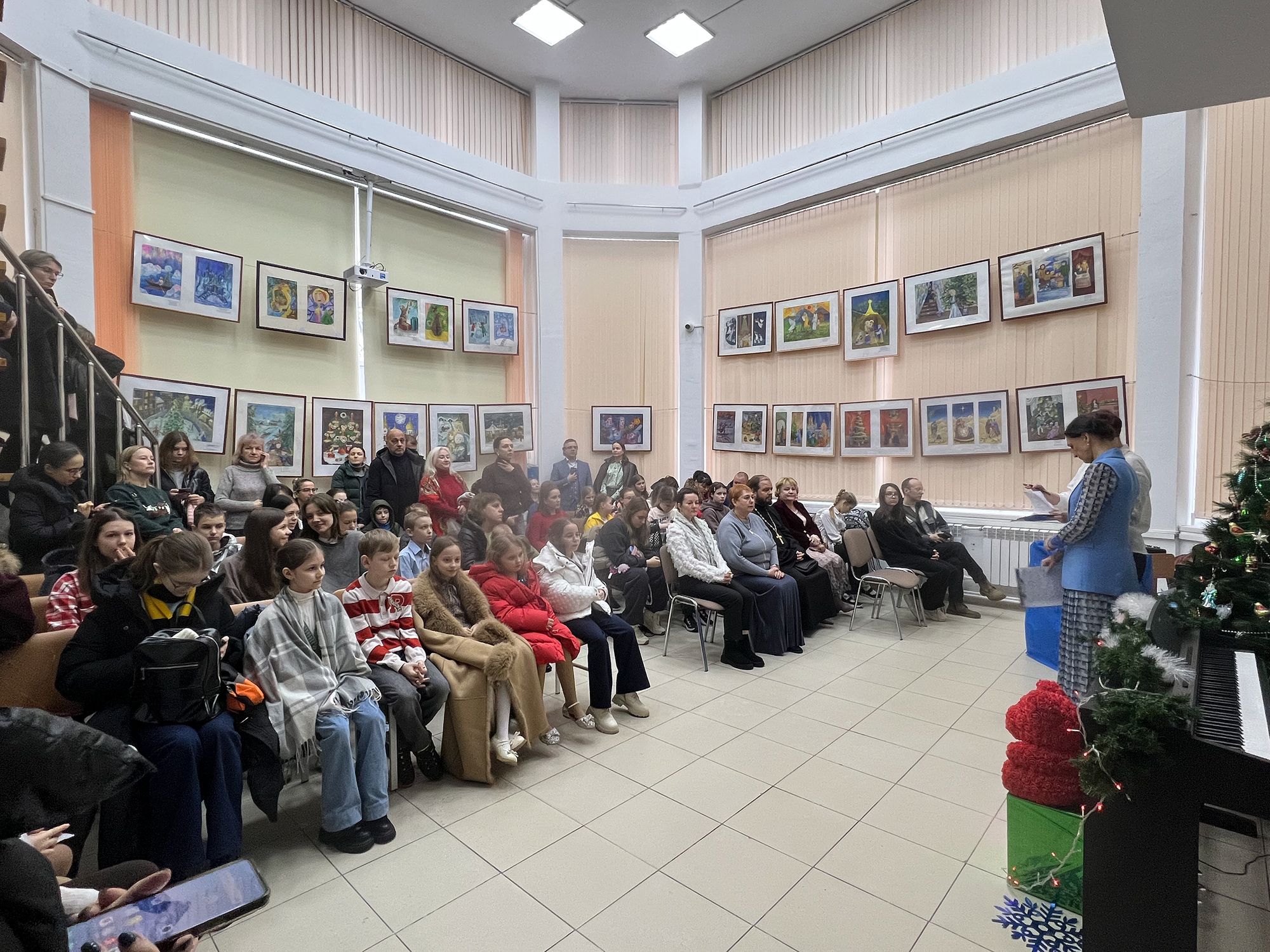 Награждение победителей конкурса детского рисунка «Вифлеемская звезда» в Щёлкове