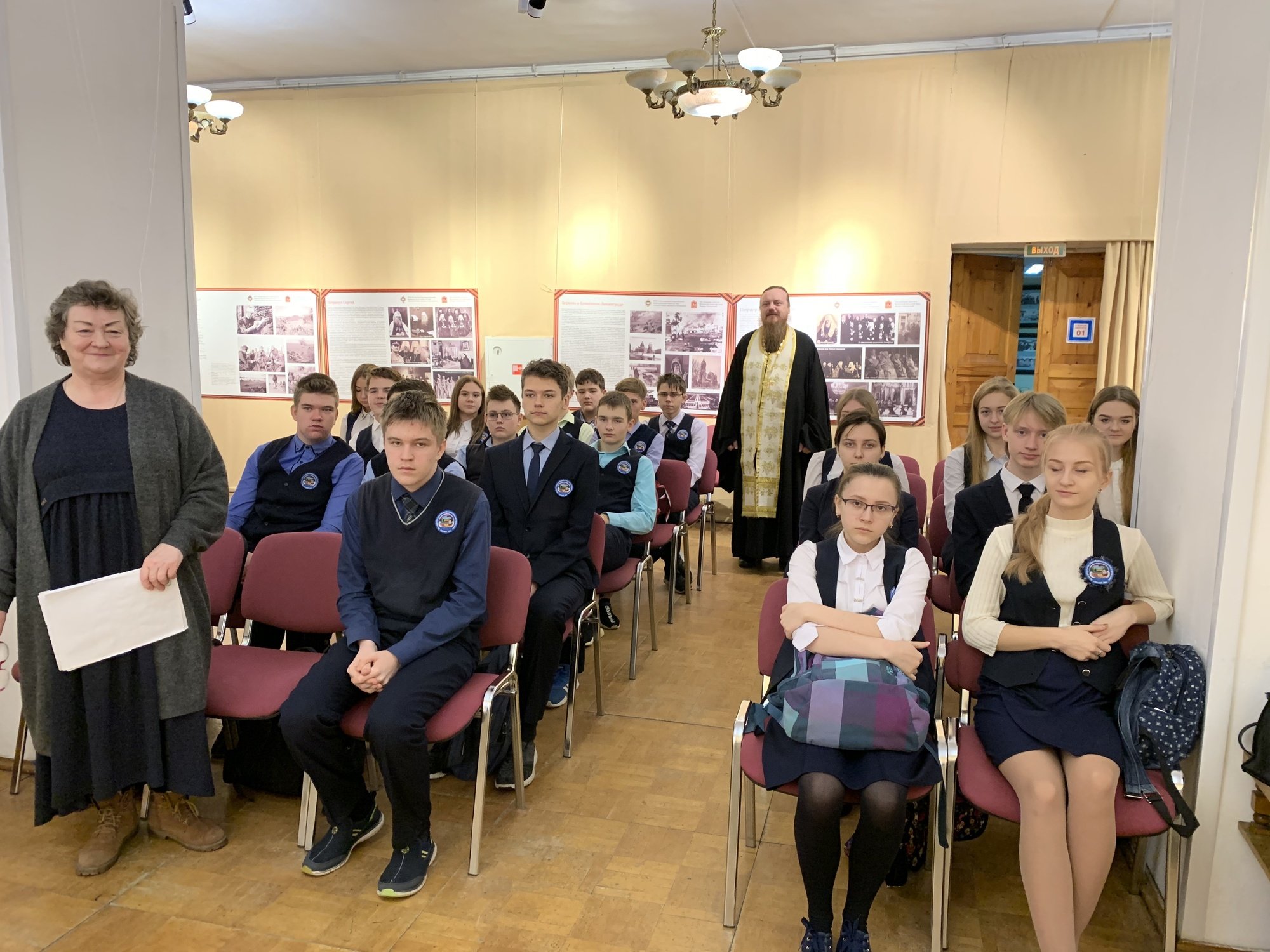 Выставка «Участие Русской Православной Церкви в Великой Отечественной войне» в Павлово-Посадском благочинии