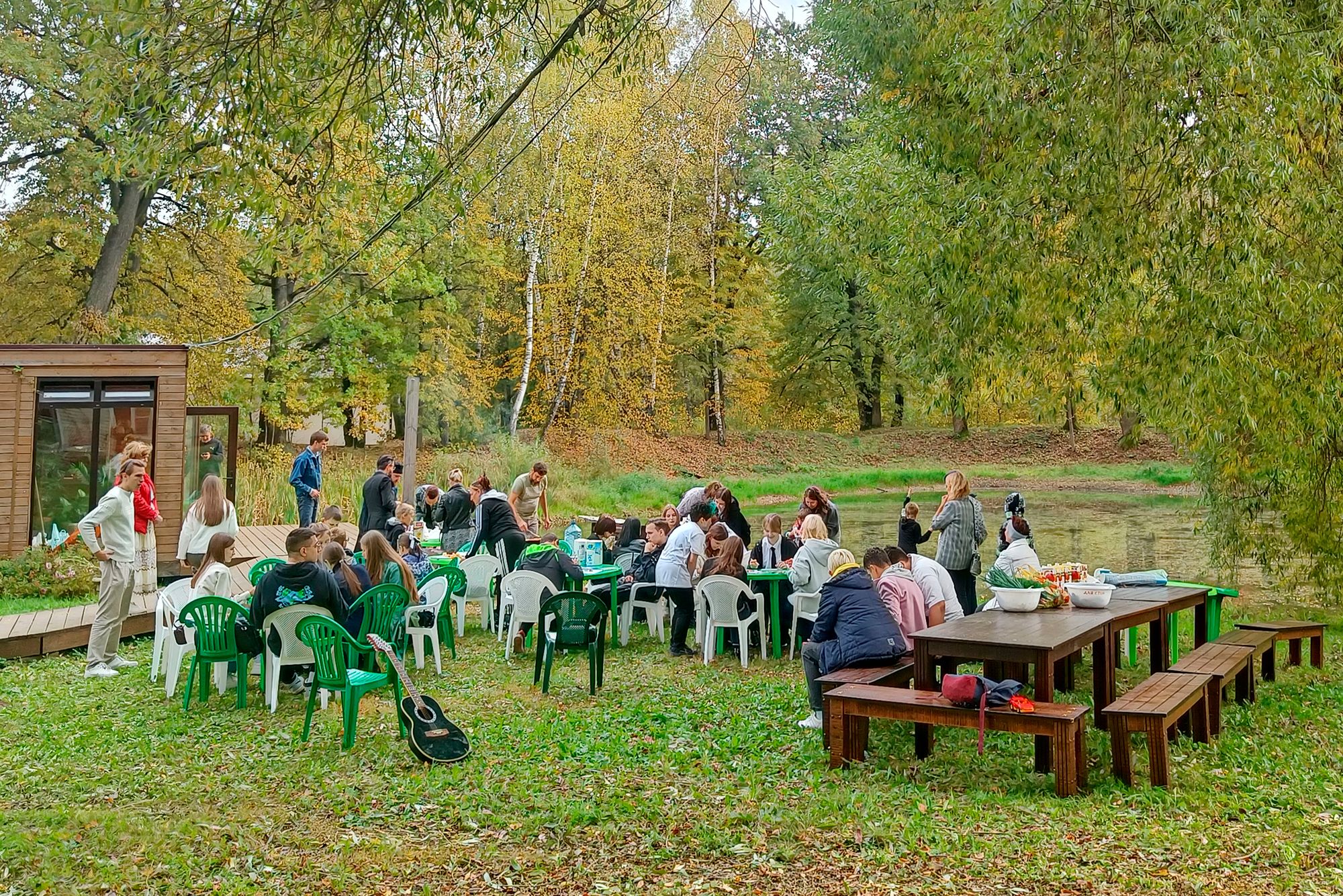 Посещение семейного центра «Доверие» деревни Алмазово молодёжью Троицкого собора г. Щёлково