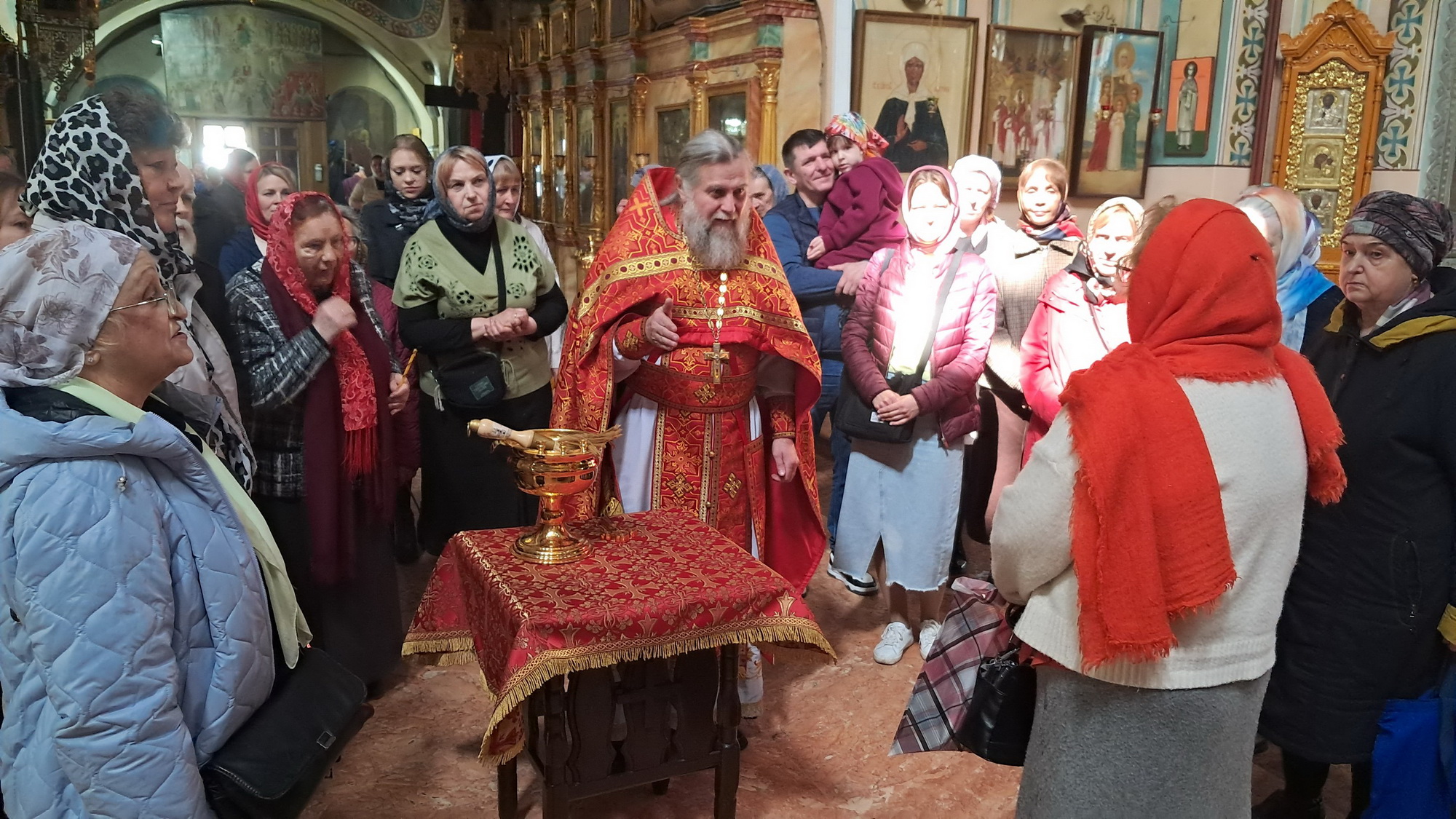 Молебен на начало доброго дела с добровольцем Патриаршей гуманитарной миссии в Саввино