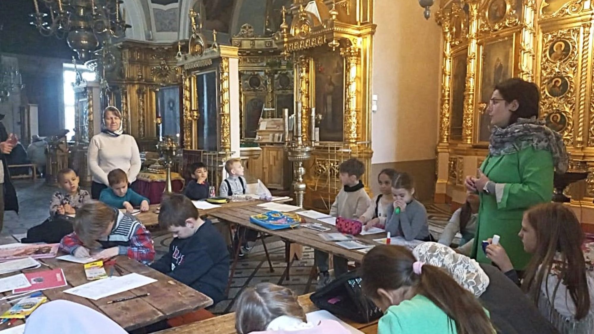 Первоклассники в Никольском храме г. Лосино-Петровский