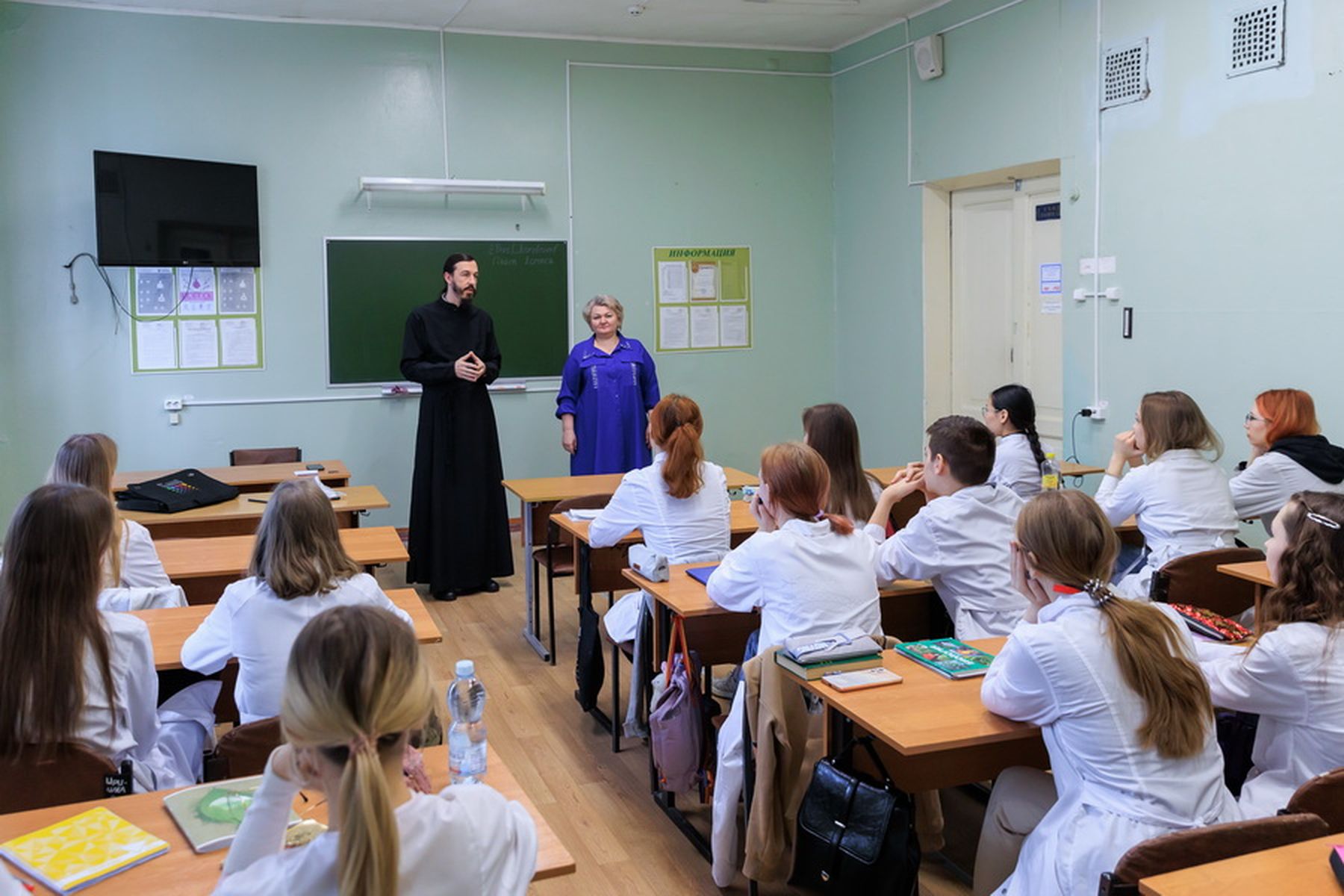 Миссионерские встречи в учебных заведениях Орехово-Зуева