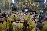 Праздничное богослужение в Успенском соборе Московского Кремля