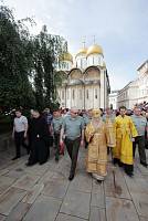 Праздничное богослужение в Успенском соборе Московского Кремля