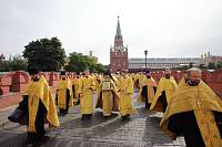 Праздничное богослужение в Успенском соборе Московского Кремля