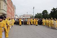 Праздничное богослужение в Успенском соборе Московского Кремля